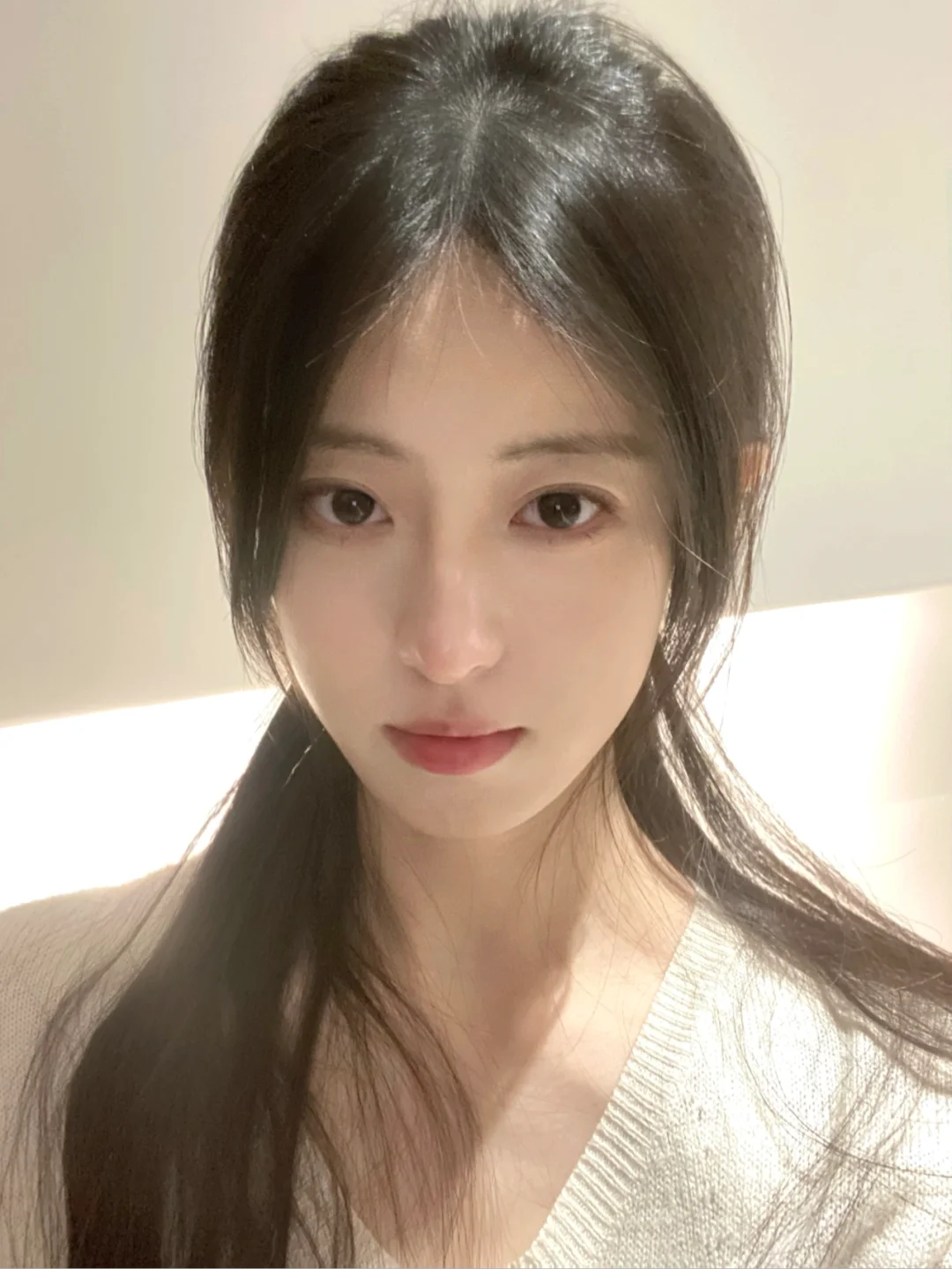 白色永远的爱清透感无眼影日常简单妆容