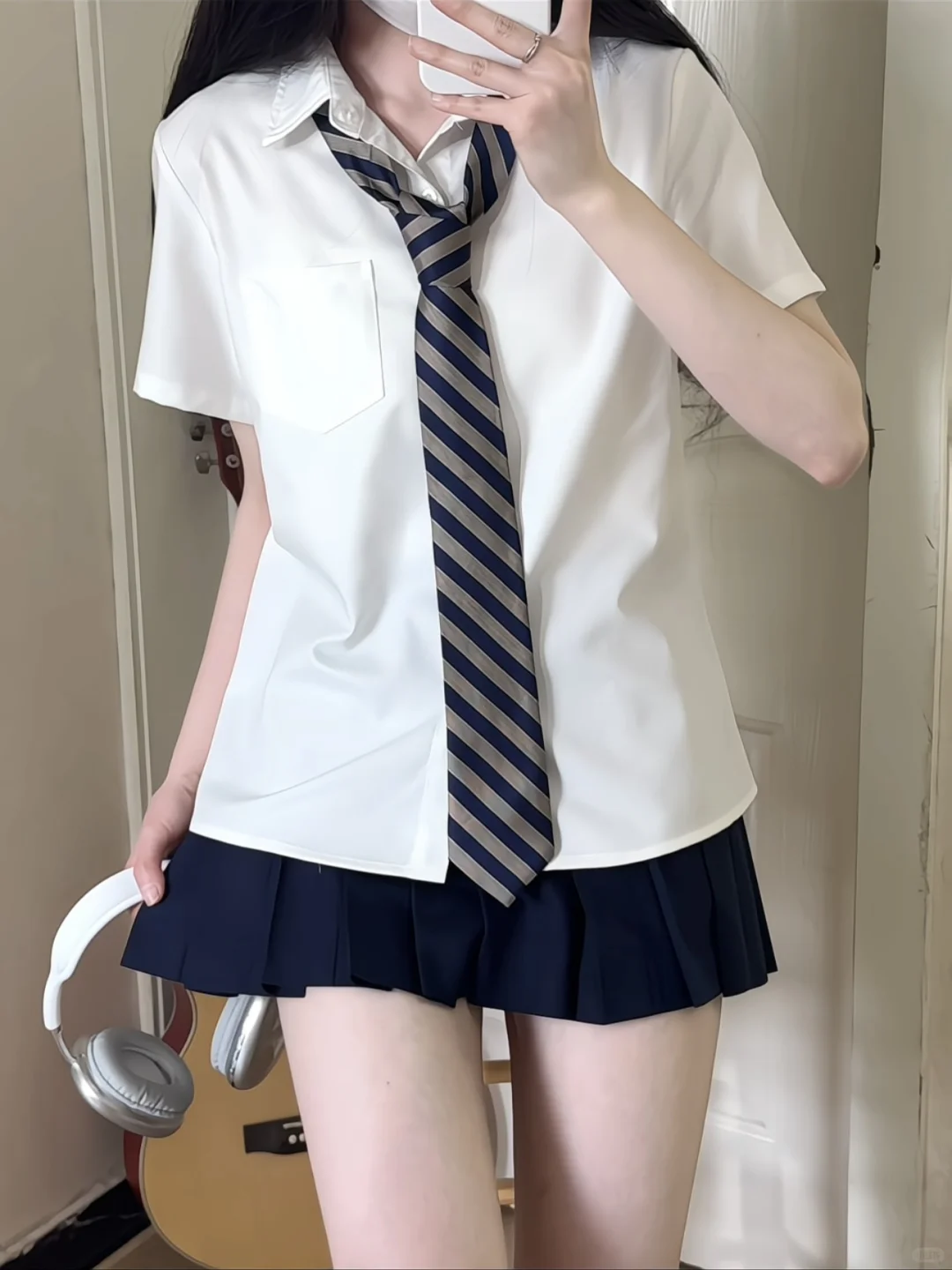 质感和版型都很正的jk衬衫 才29拿下！！
