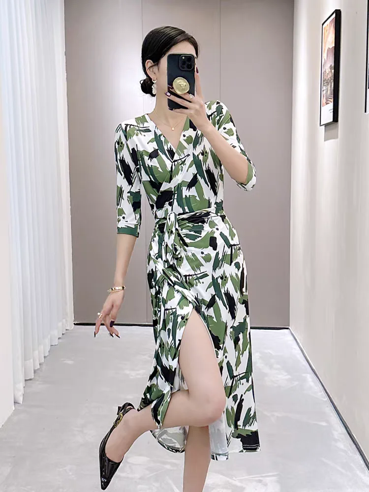 穿了一冬的黑白灰！终于可以穿漂亮的裙子啦
