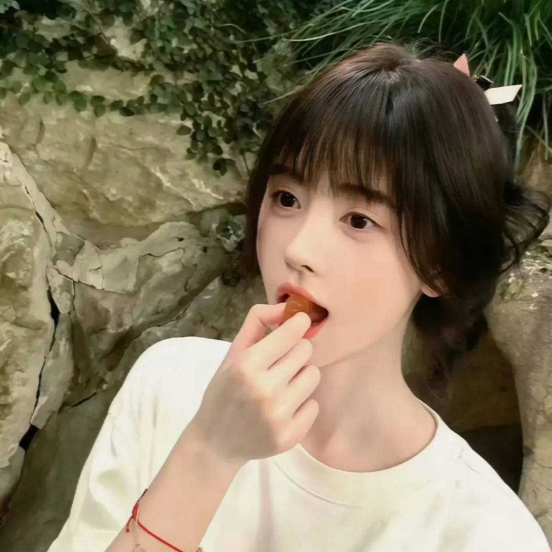 WeChat耳机里听祎古早感鞠婧祎女头