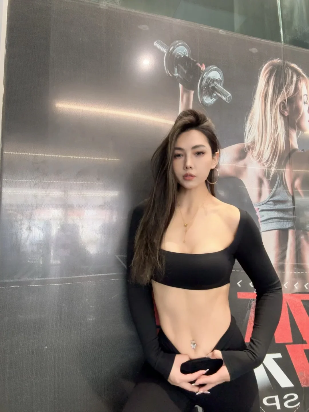 简单的衣服需要牛比的身材
