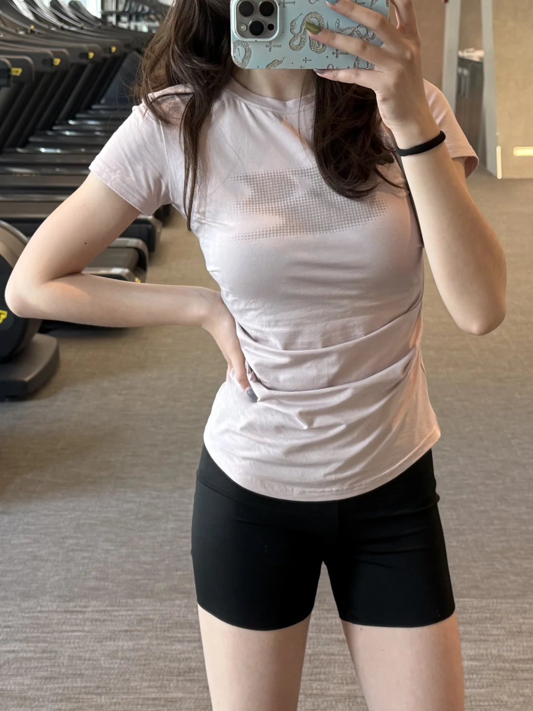  不骗人！ 冰感T恤真的超舒服，运动闭眼入
