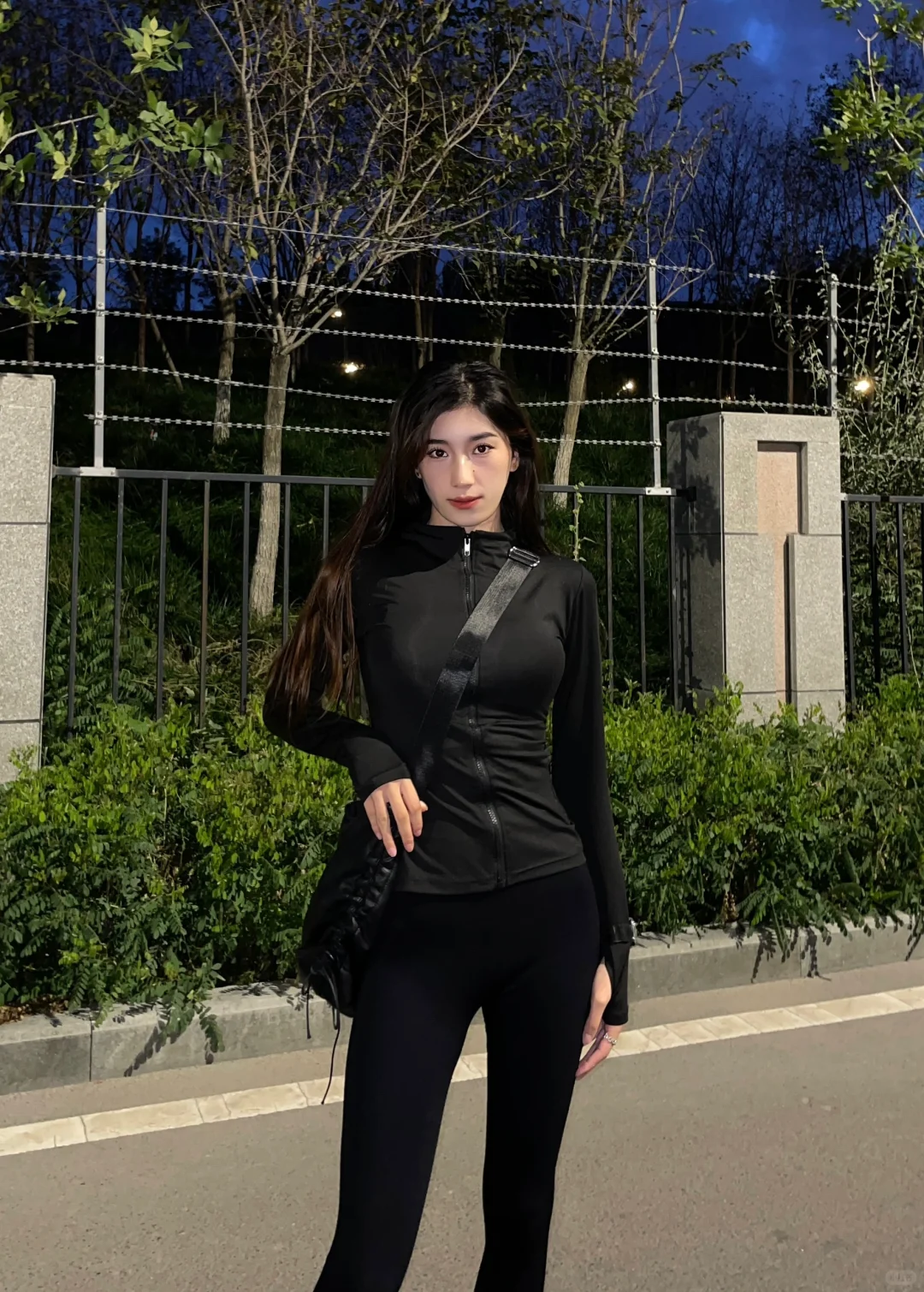黑色运动服🖤