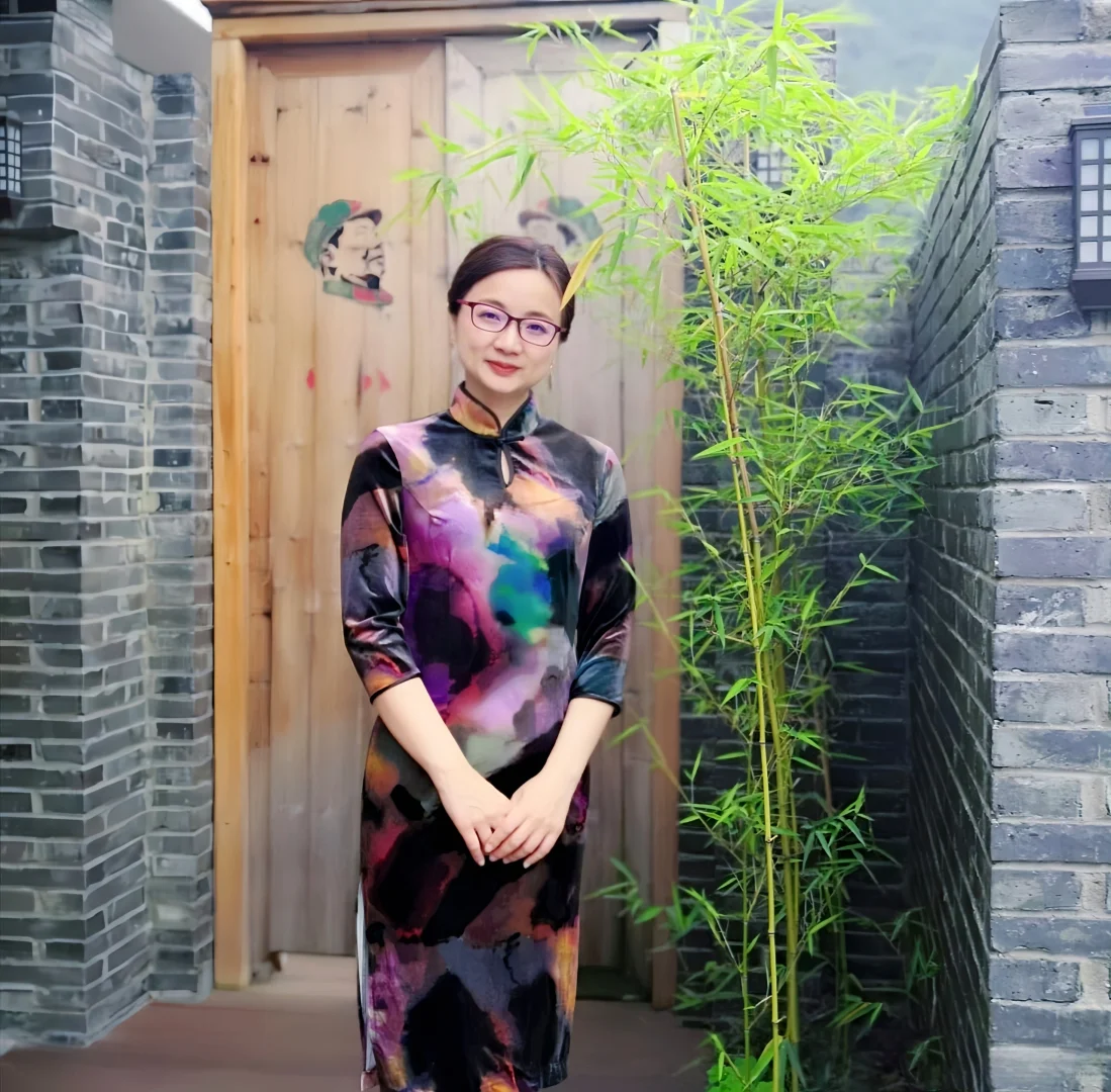 穿搭︱50岁以后感觉穿旗袍比年轻时更有味道