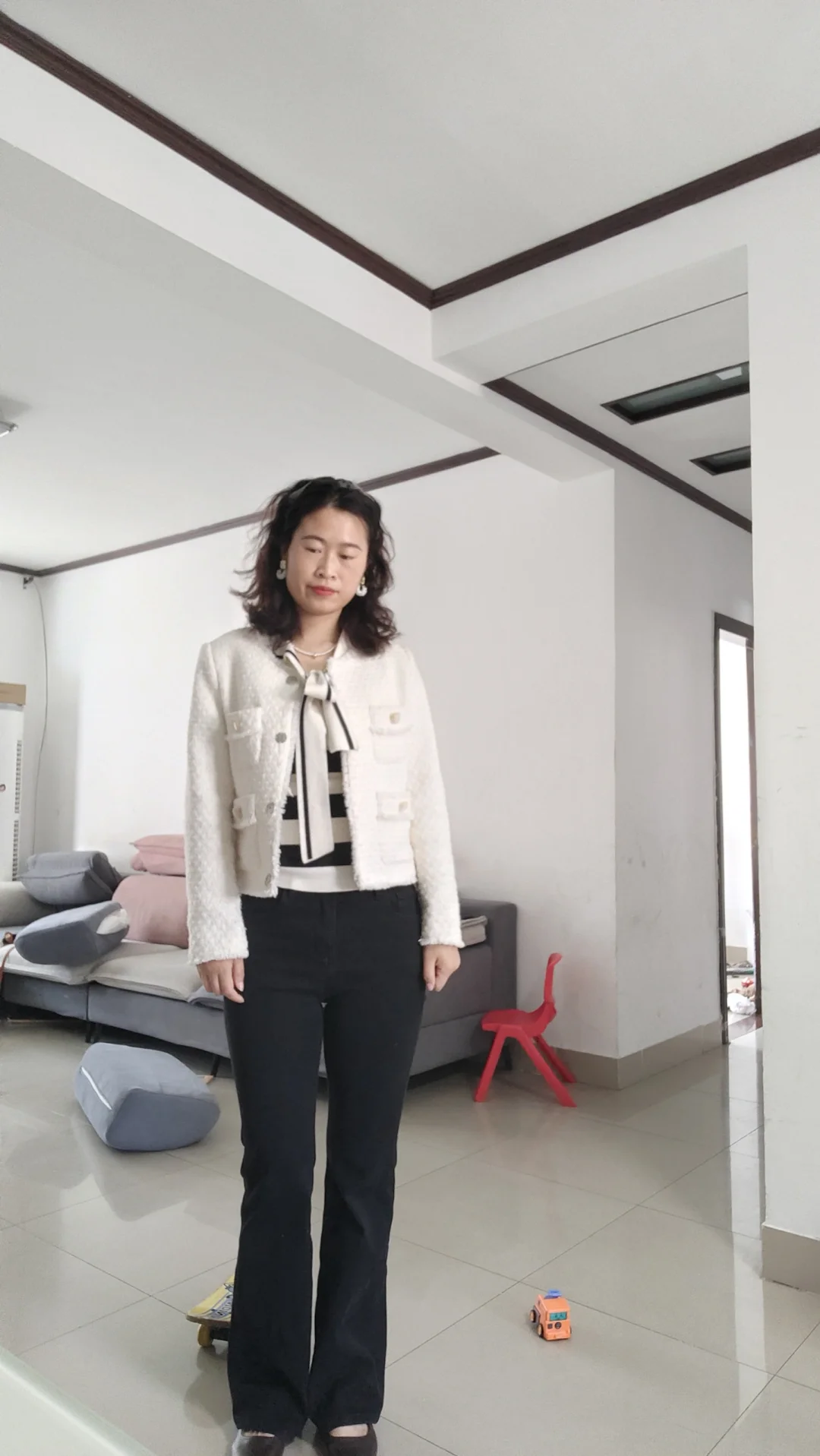 30岁穿出了40岁的感觉，本来就显老，怎么搭