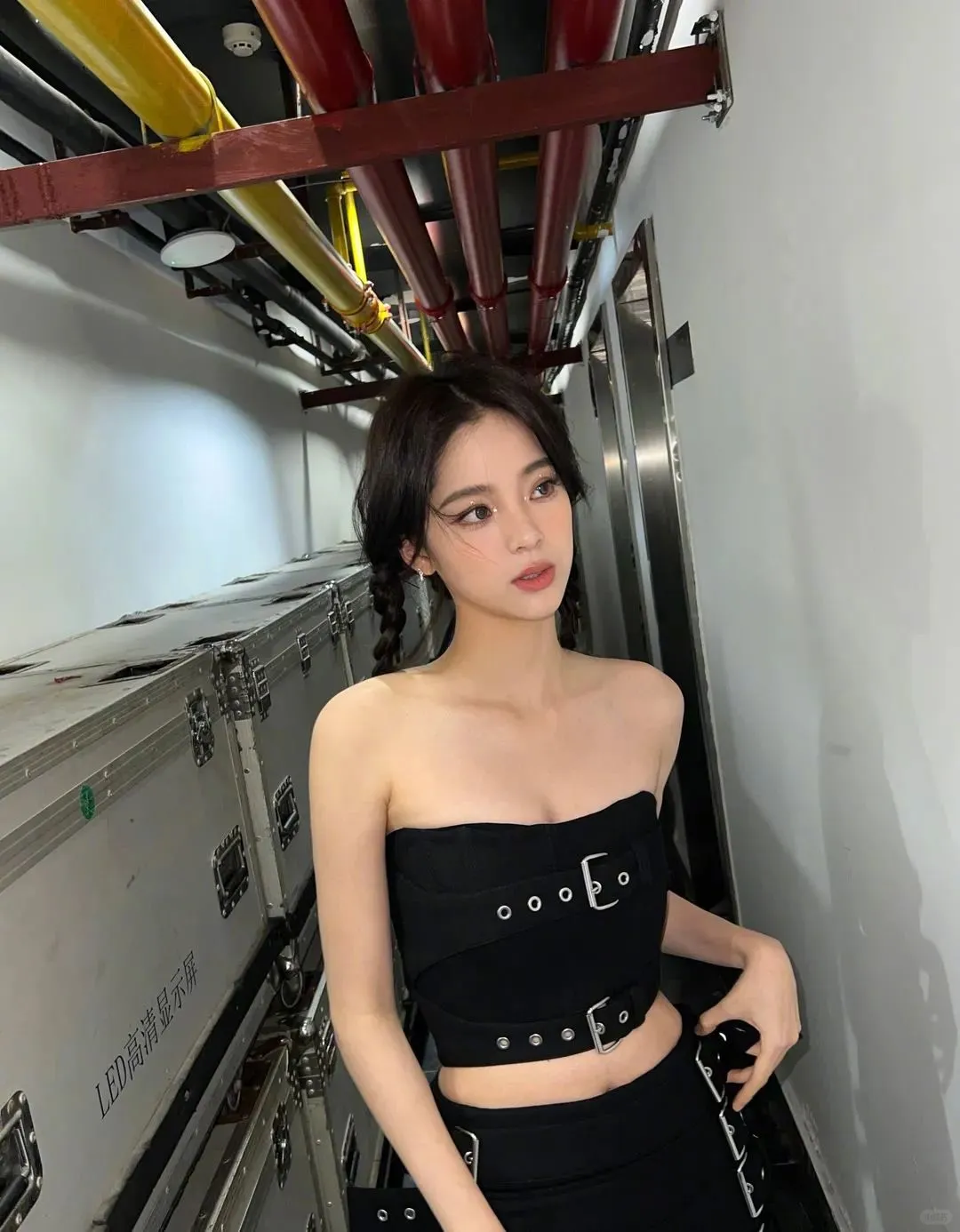 欧阳娜娜 早春般明媚