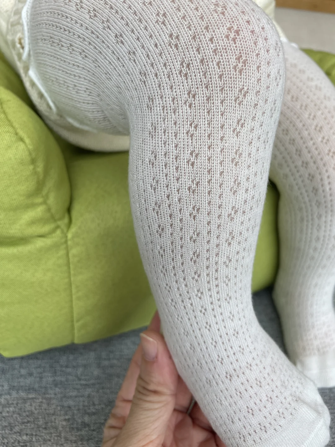 这大腿袜让宝宝的小胖腿告别闷热红印～