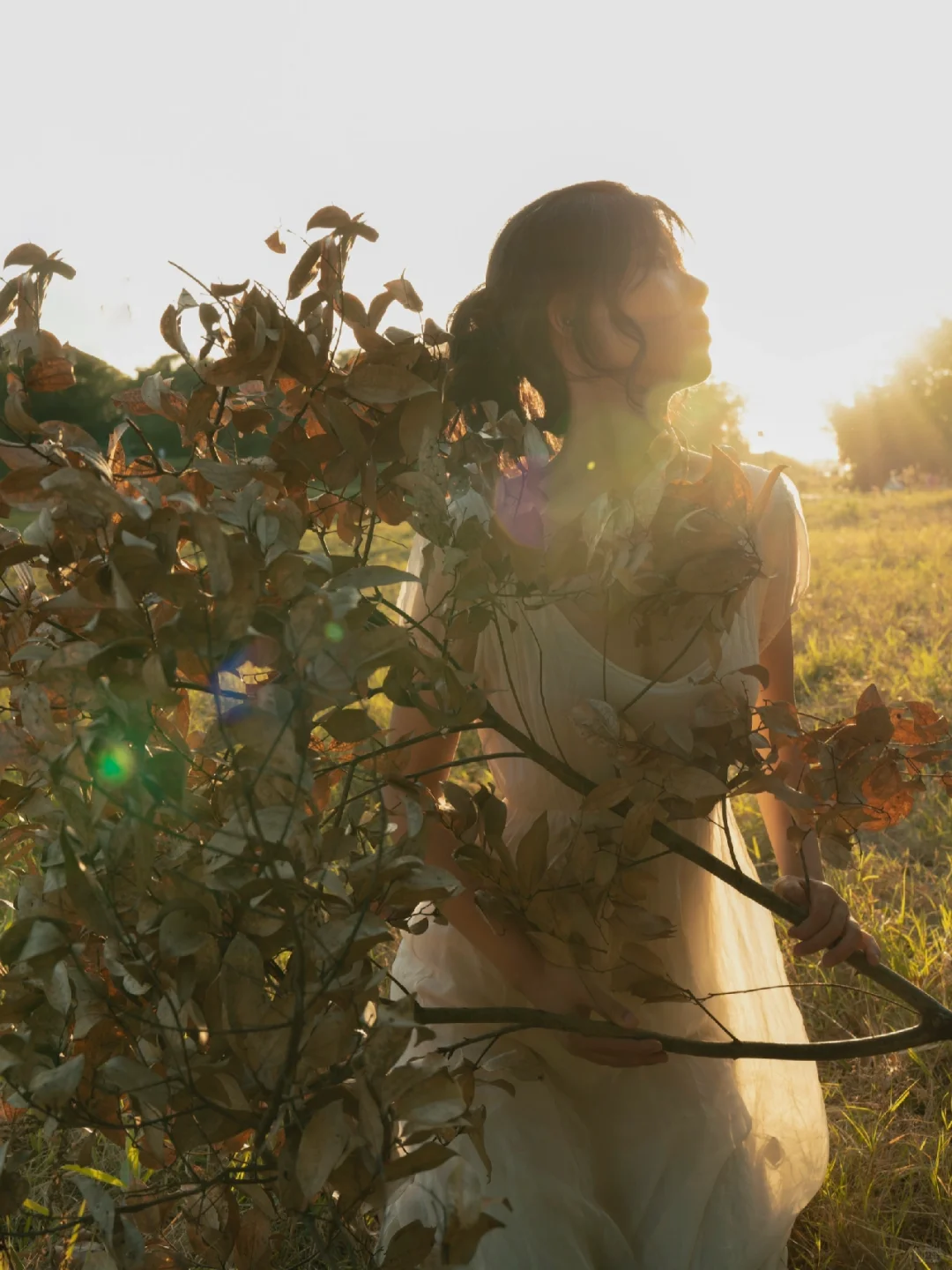 我把油画里的美人扒拉下来了