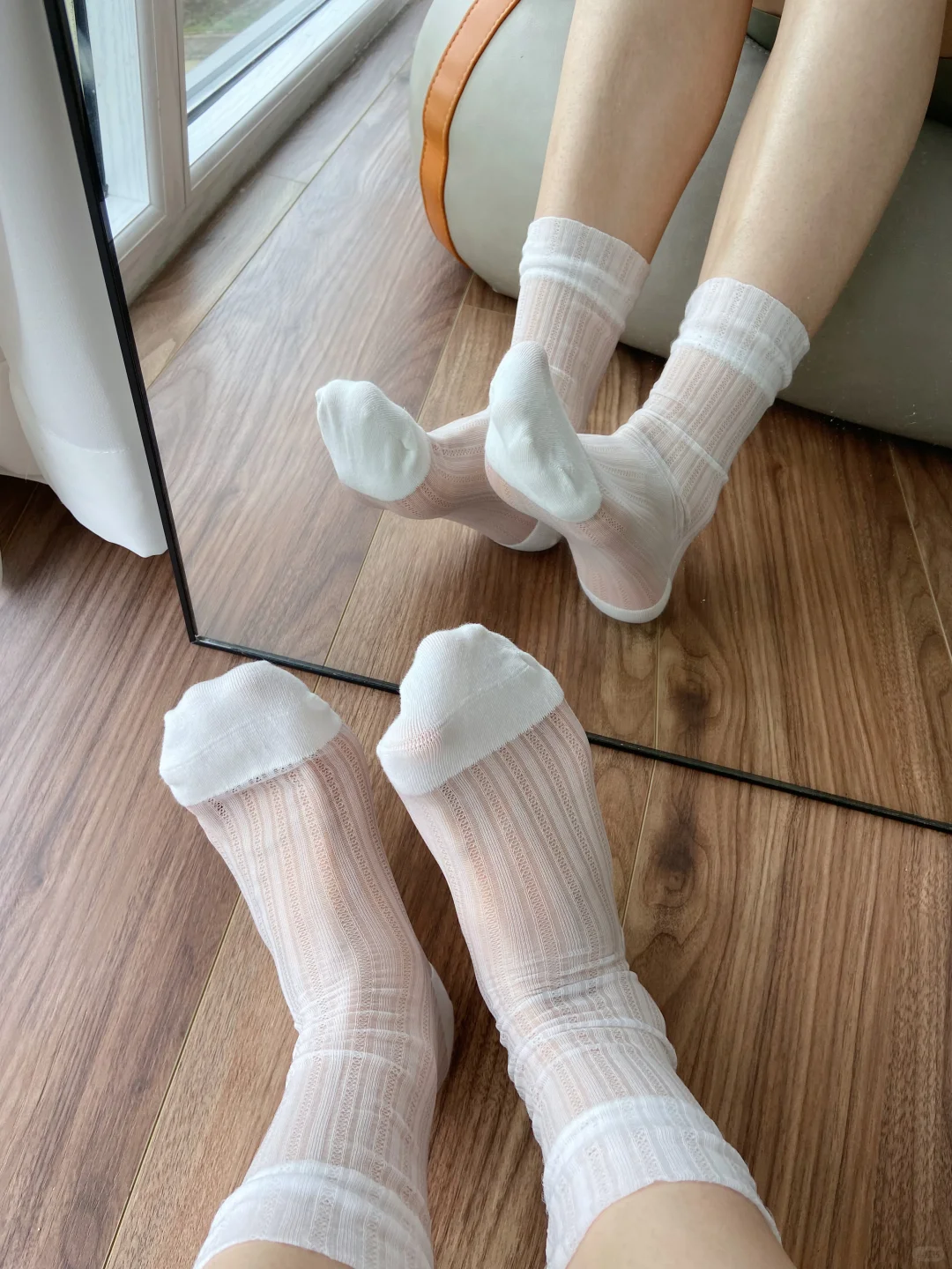 下雨天拍摄🌧️居然也能出很好看的袜子