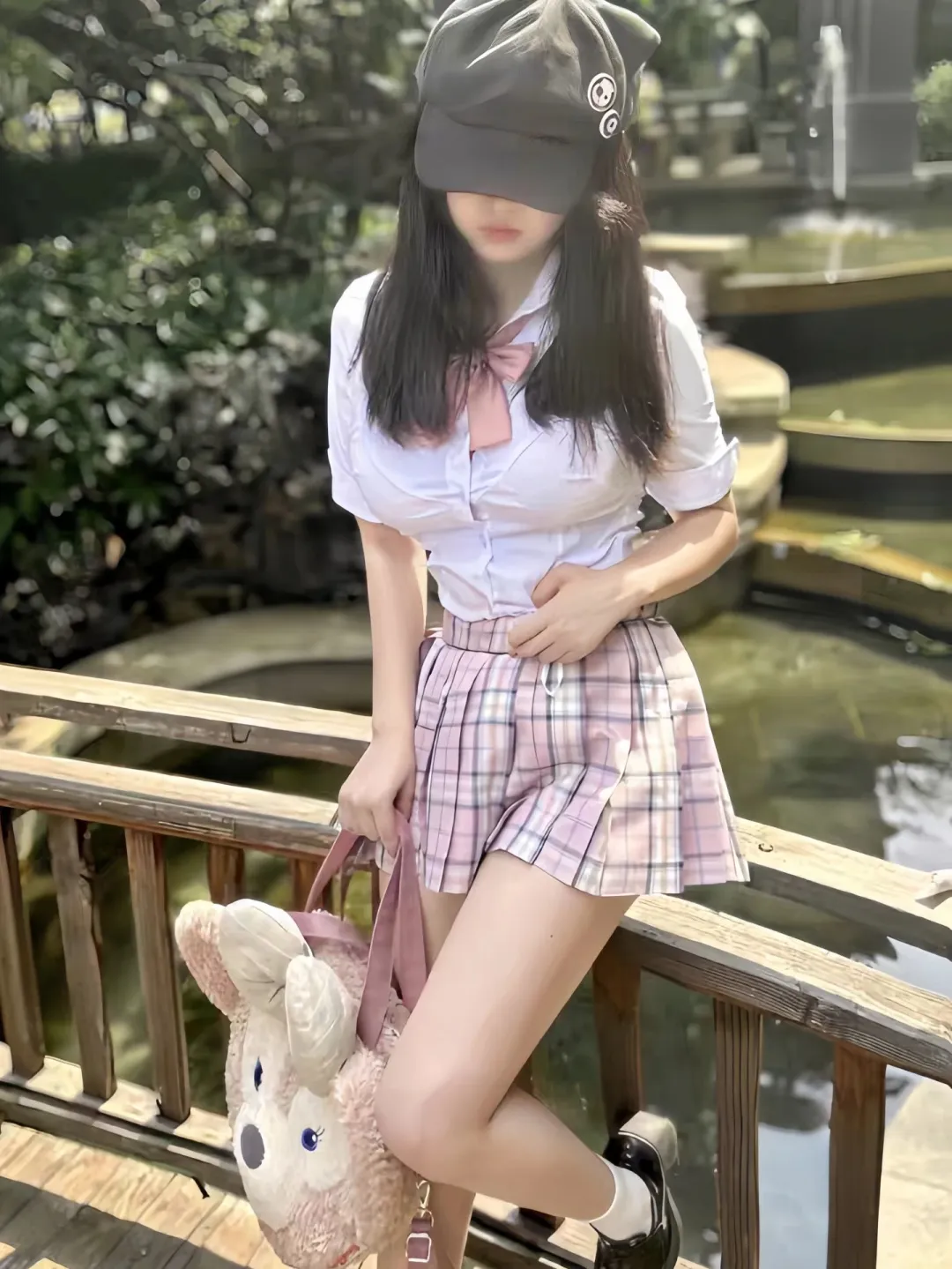 跨女肩宽34，身高172