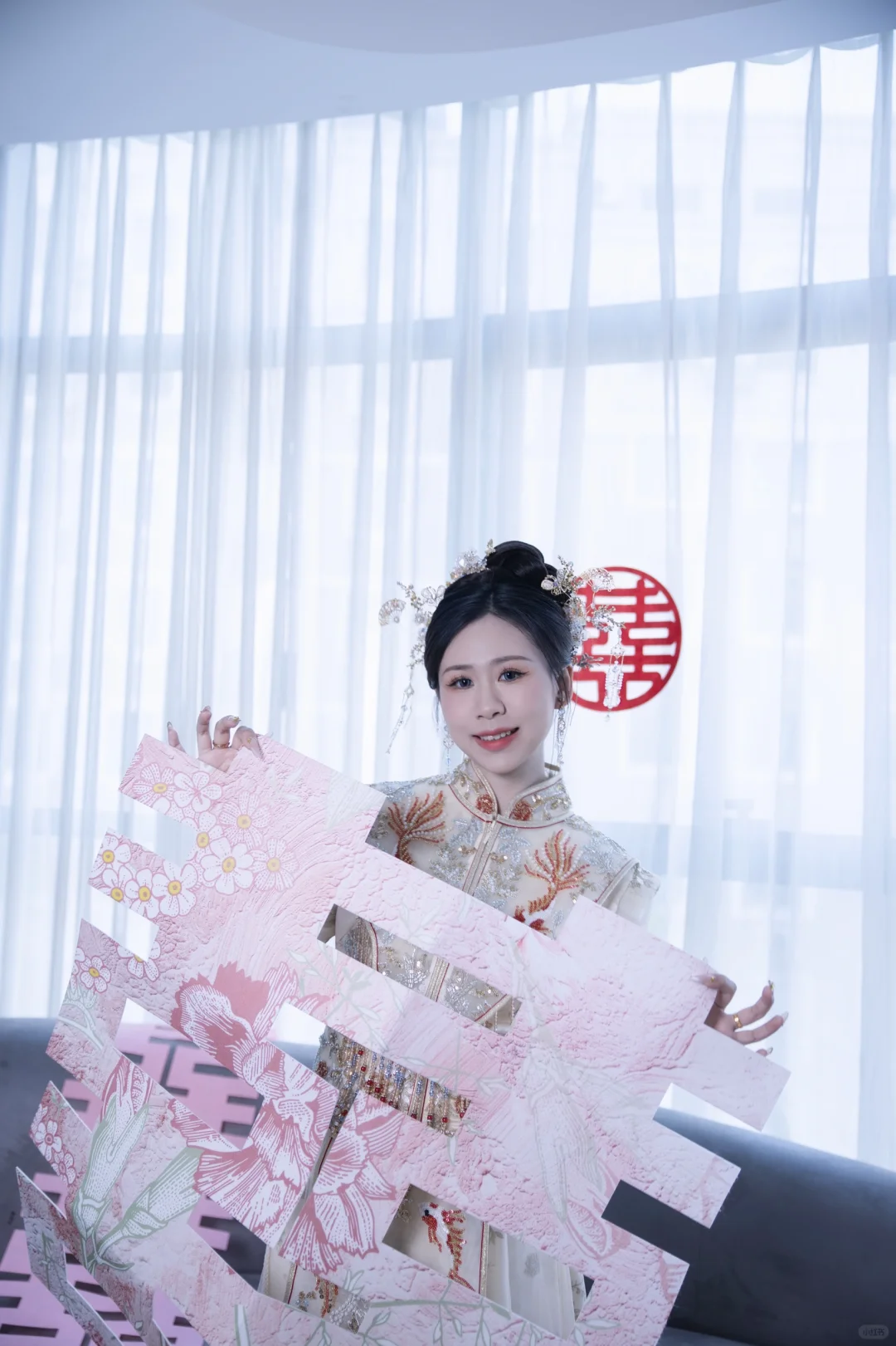 我是大迎，正在拍婚礼的女摄影师