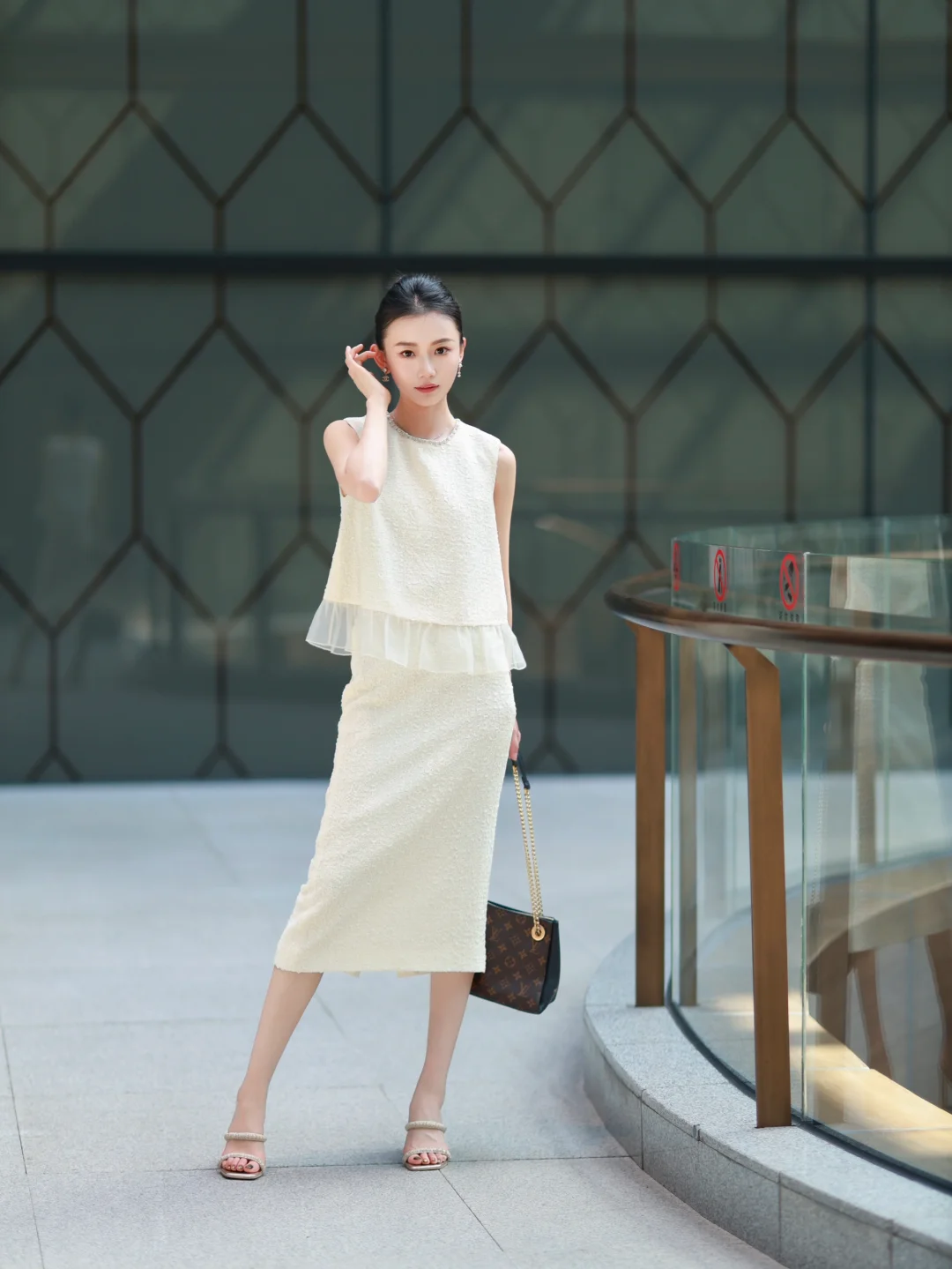 我呢“永远明媚”✨