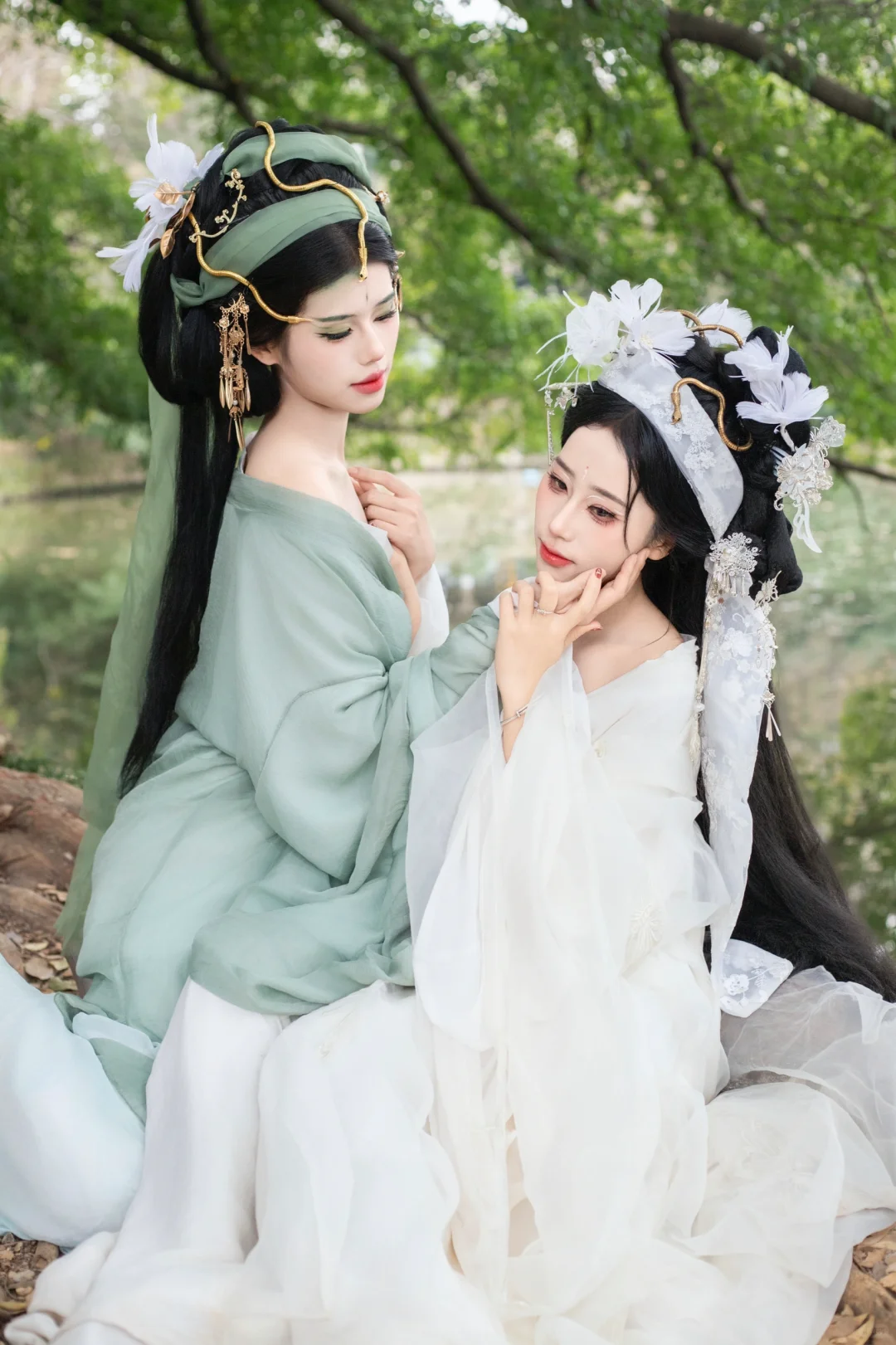 青白蛇汉服闺蜜照~温柔至极~