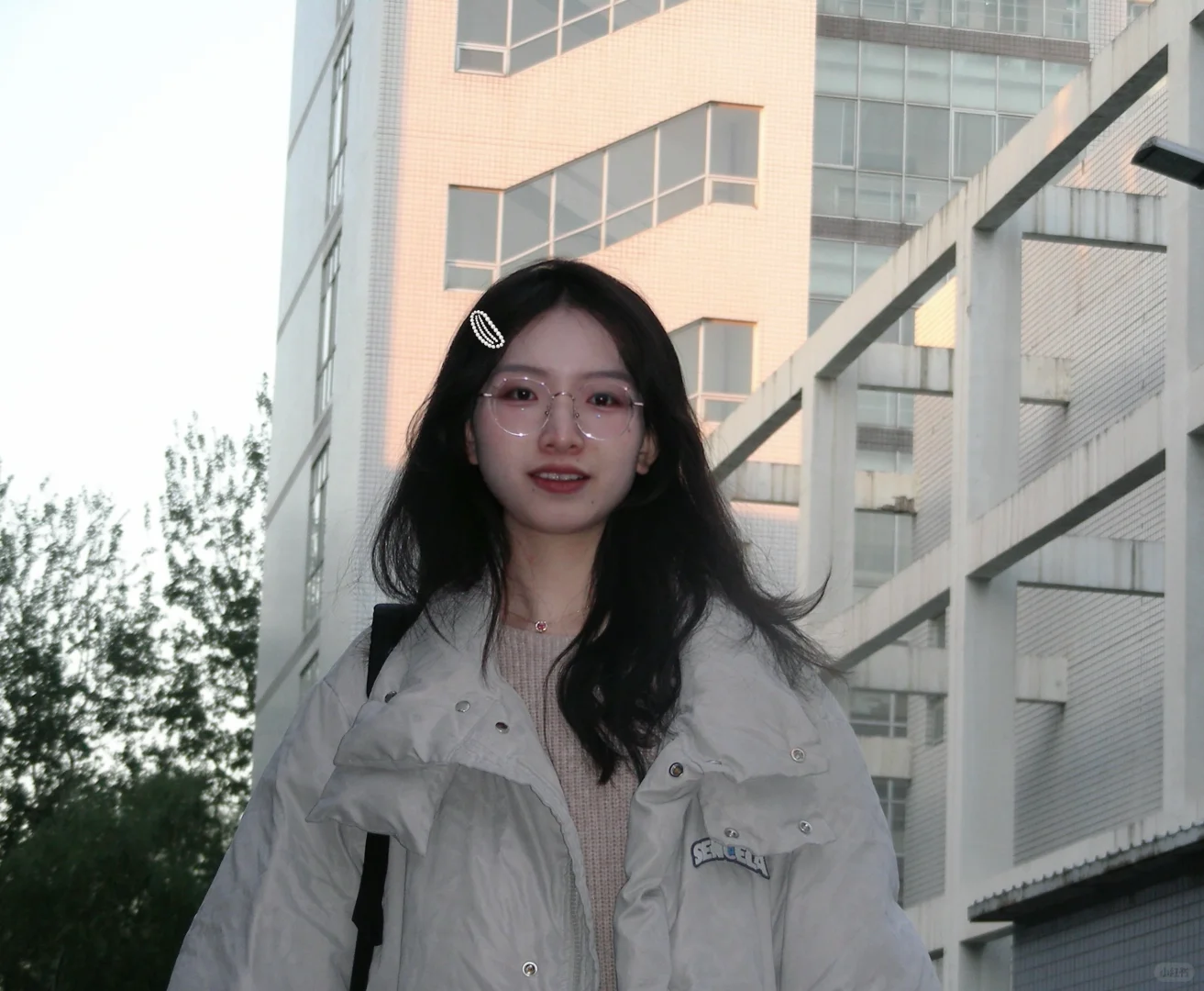 朋友视角比美照更有杀伤力