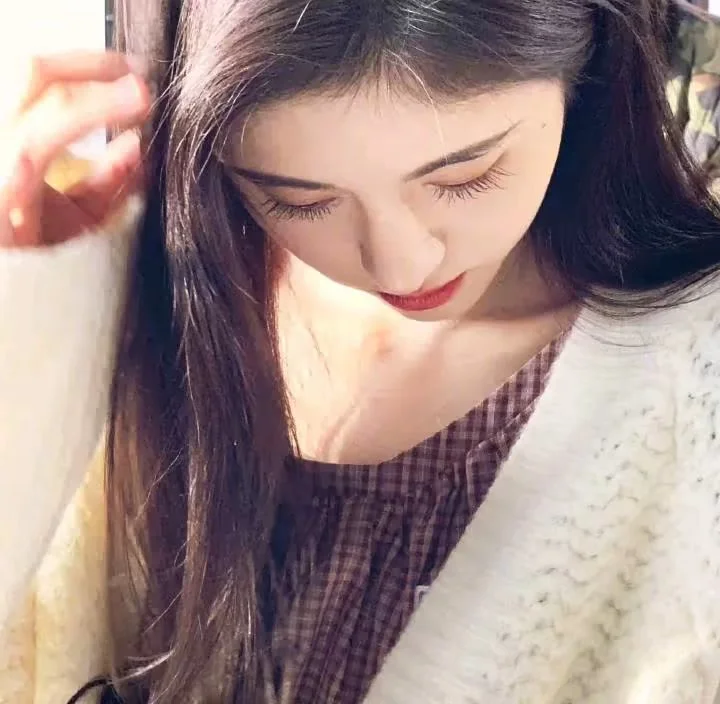 鞠婧祎杂风不明显女头