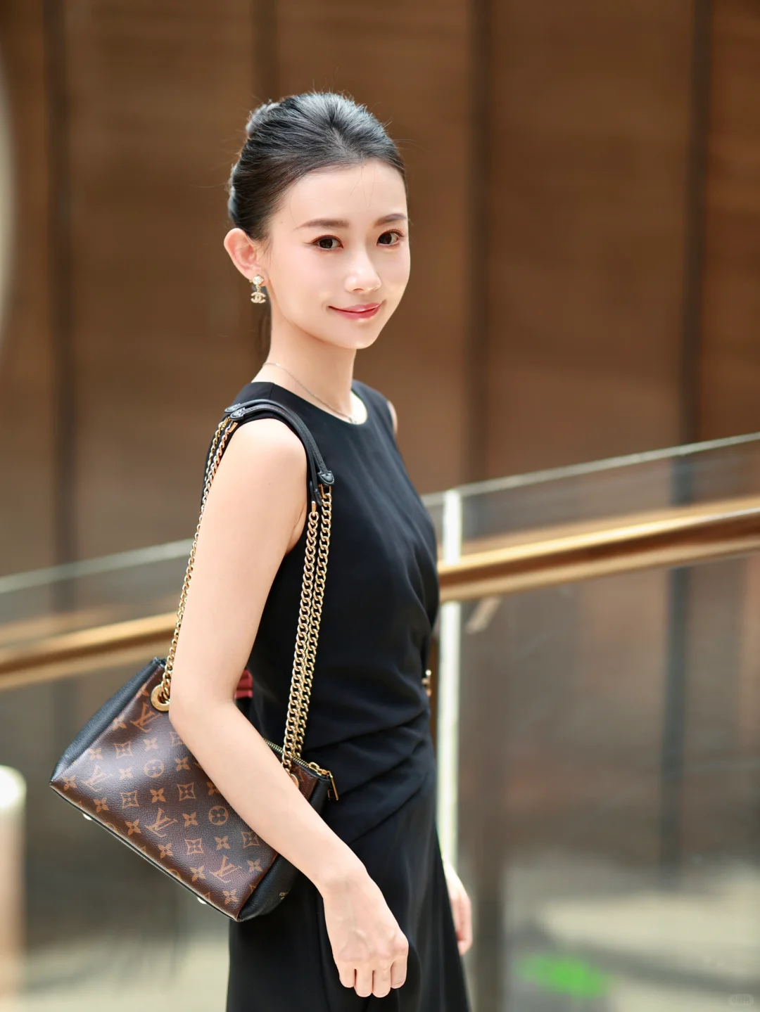 我呢“永远明媚”✨