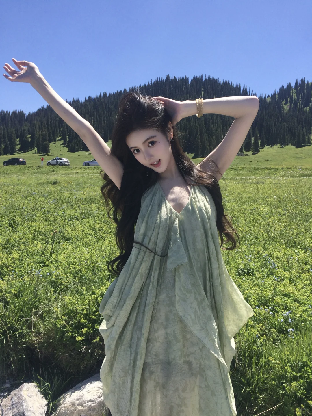 绿色