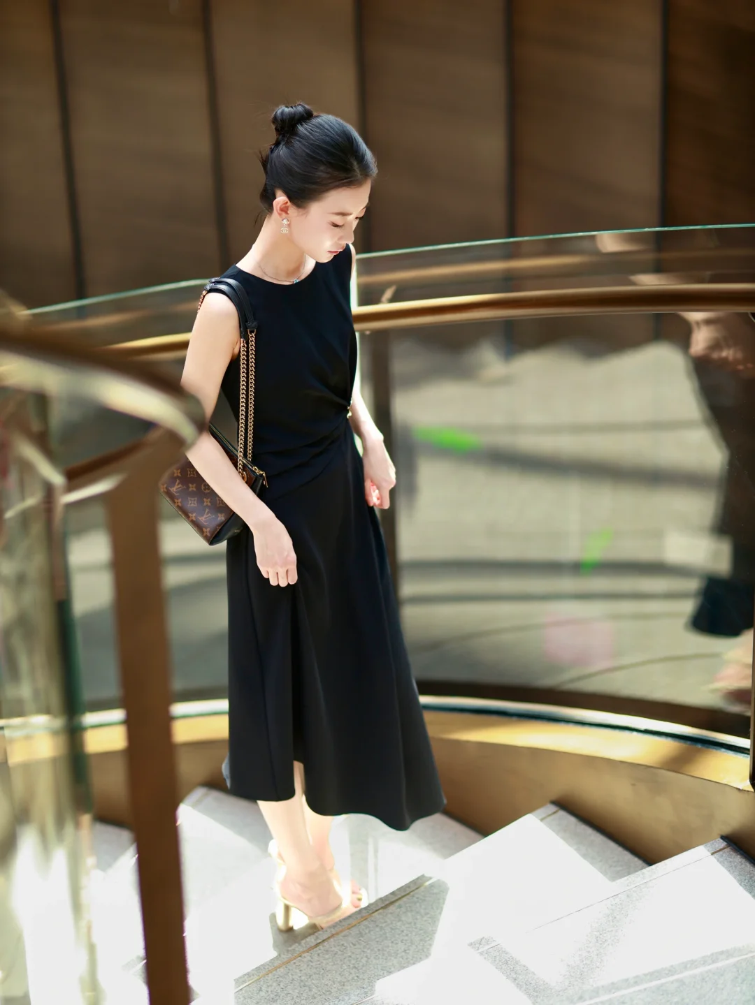 我呢“永远明媚”✨