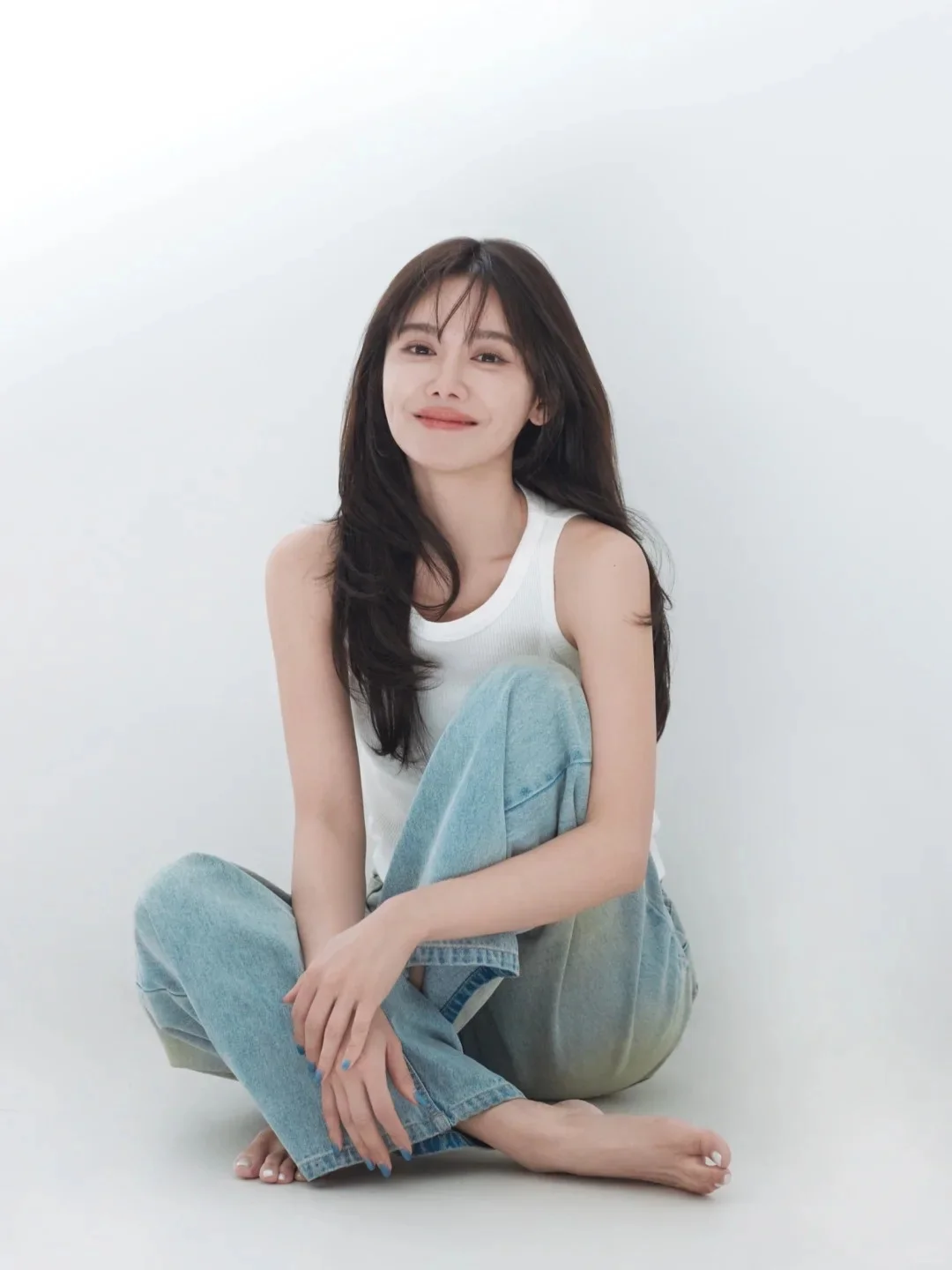 美娜的玉足