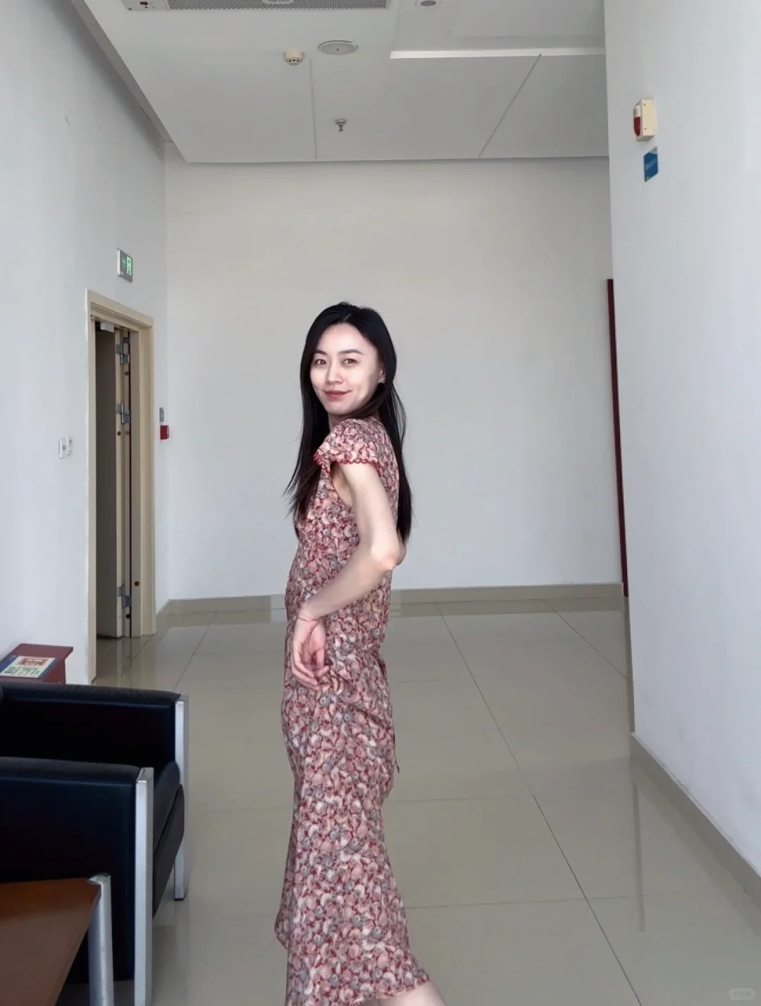 穿搭｜这条碎花裙子好有年代感
