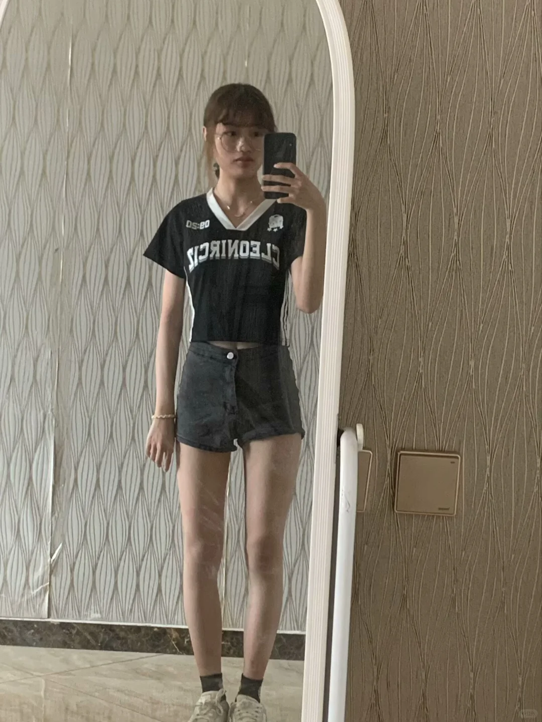 太瘦了夏天不敢露腿