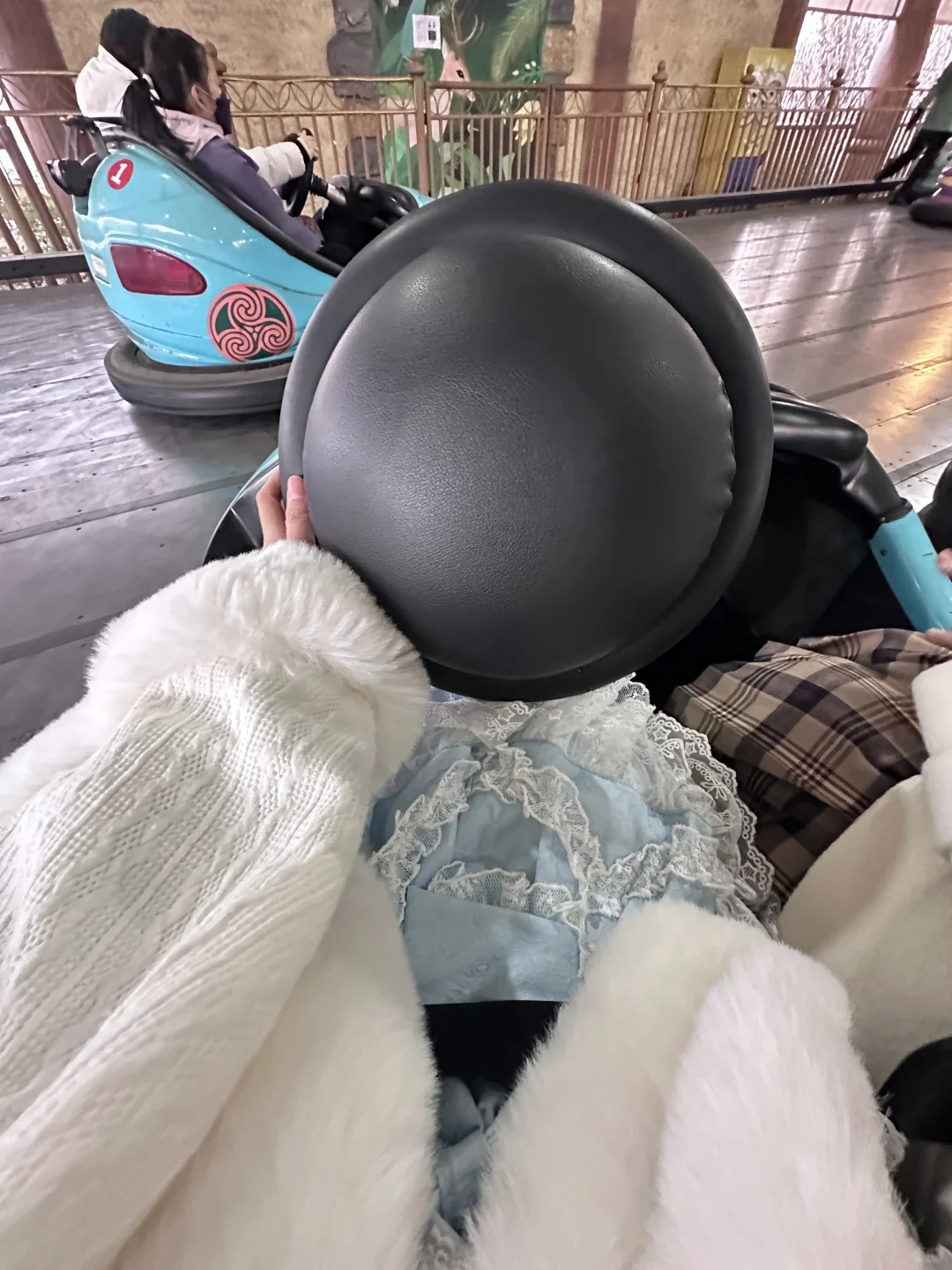 介里的小蛇真是完全的萌物。。