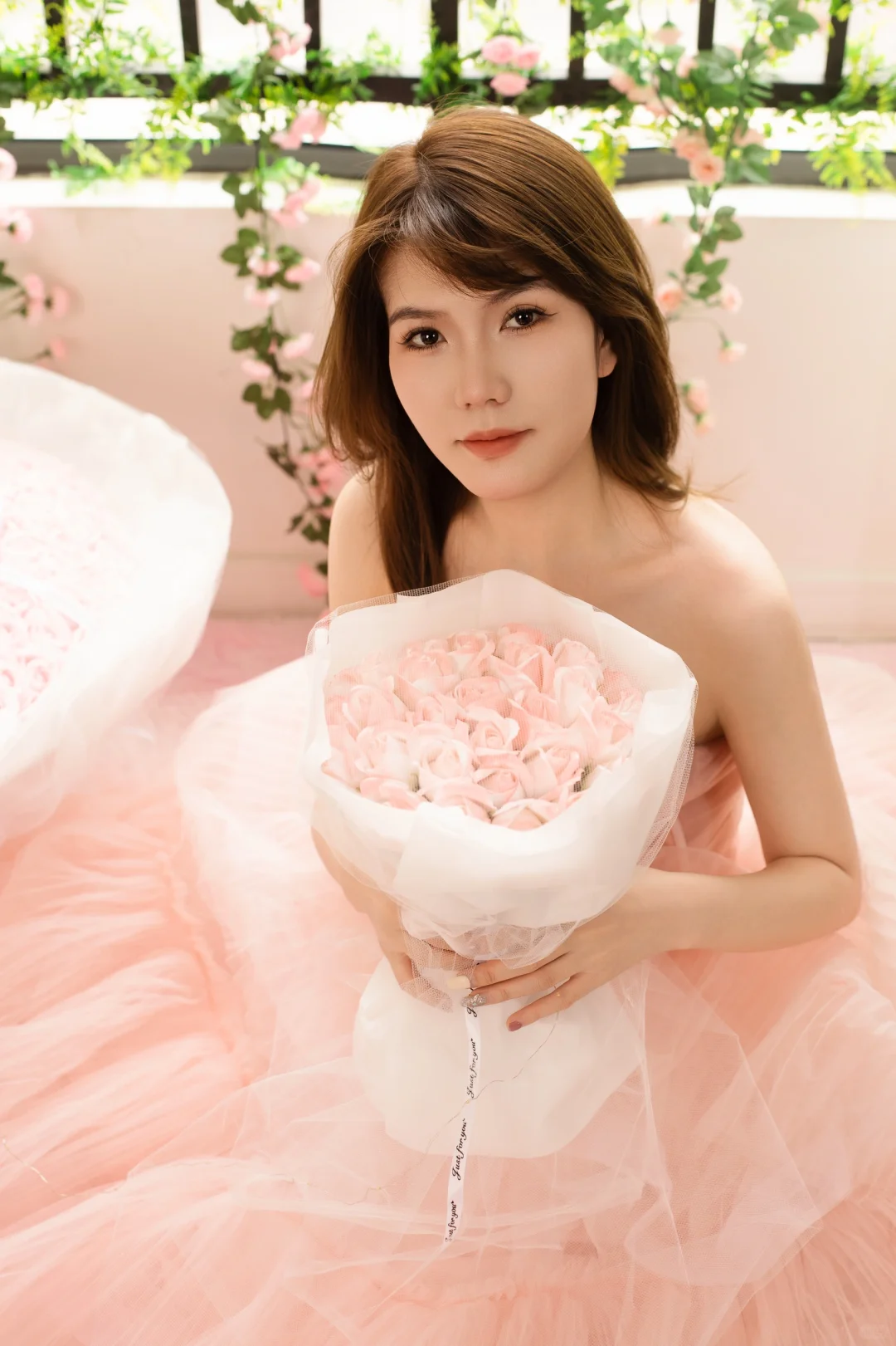 客片要不要经过本人同意？