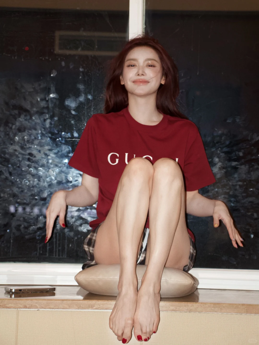 美娜的玉足