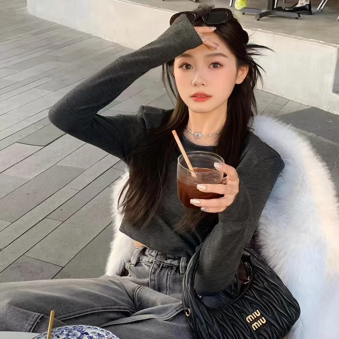 女生靠自己或许不会更轻松，但一定会更自由