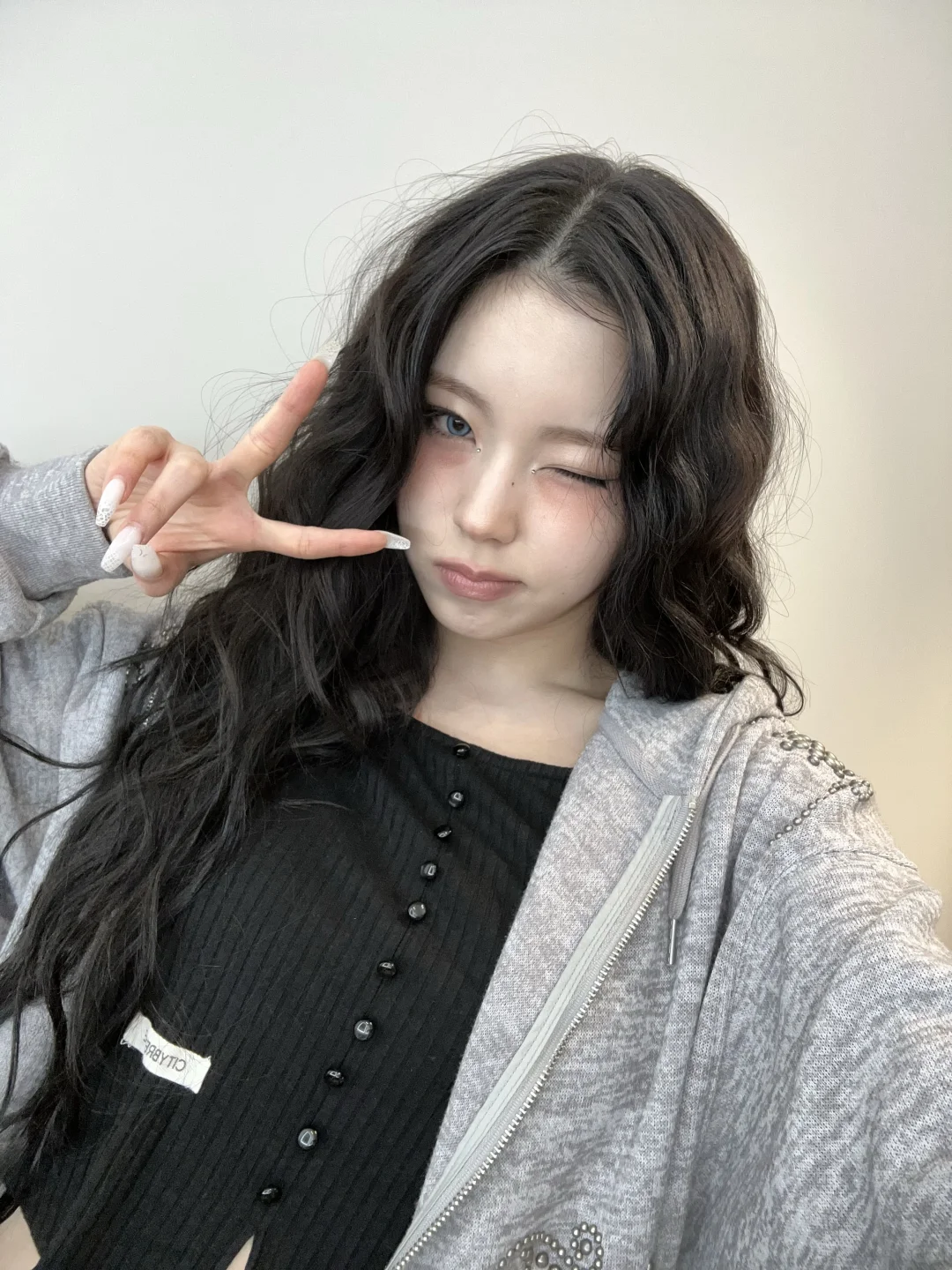 大孝女一大早发来一组美照