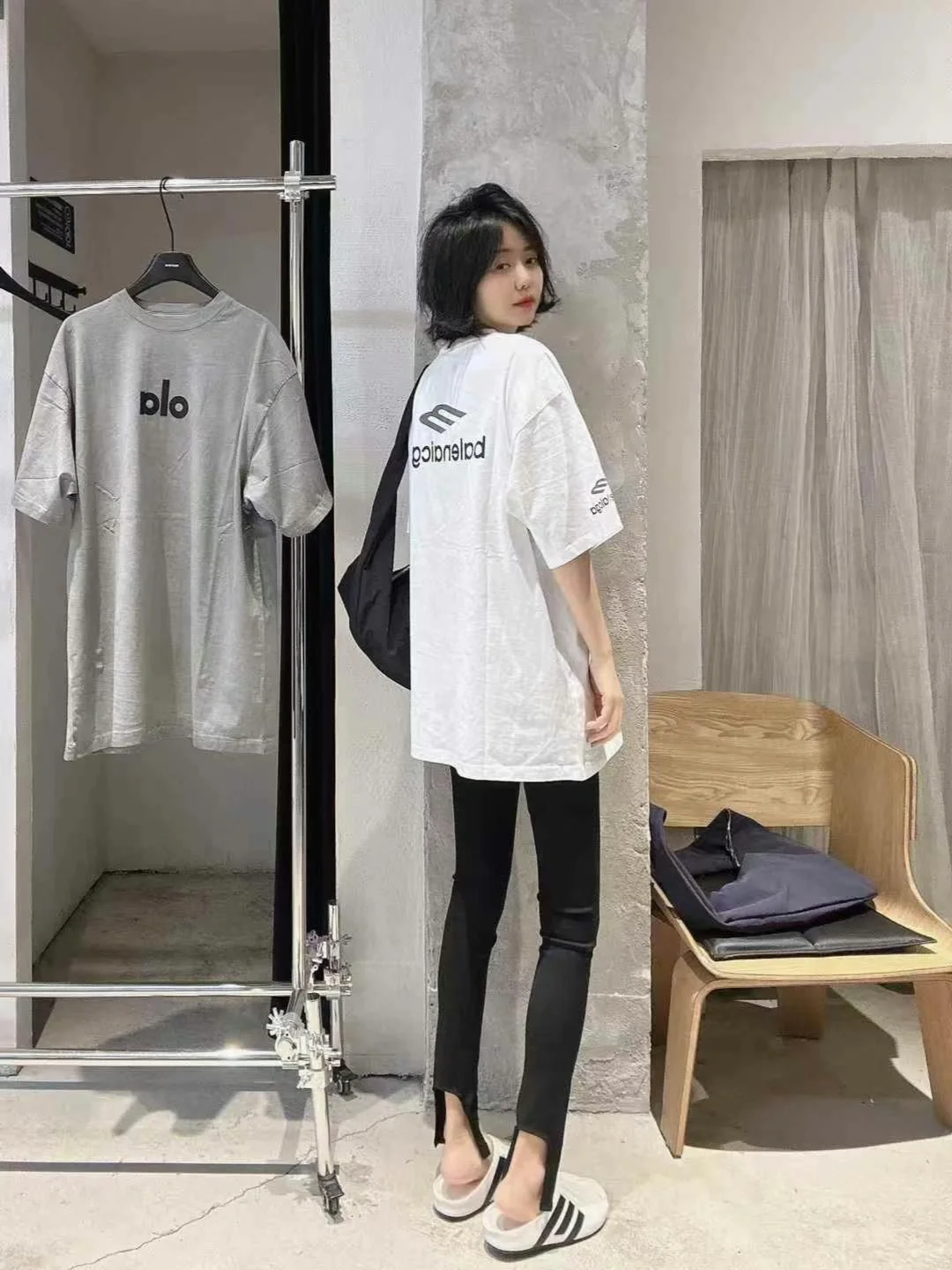 今天是宽松舒适的休闲感穿搭～