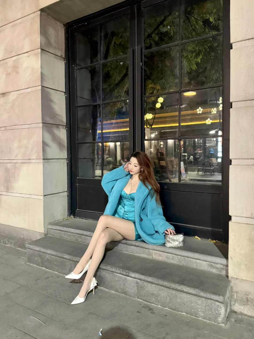 你想她风情万种又想她温婉柔情