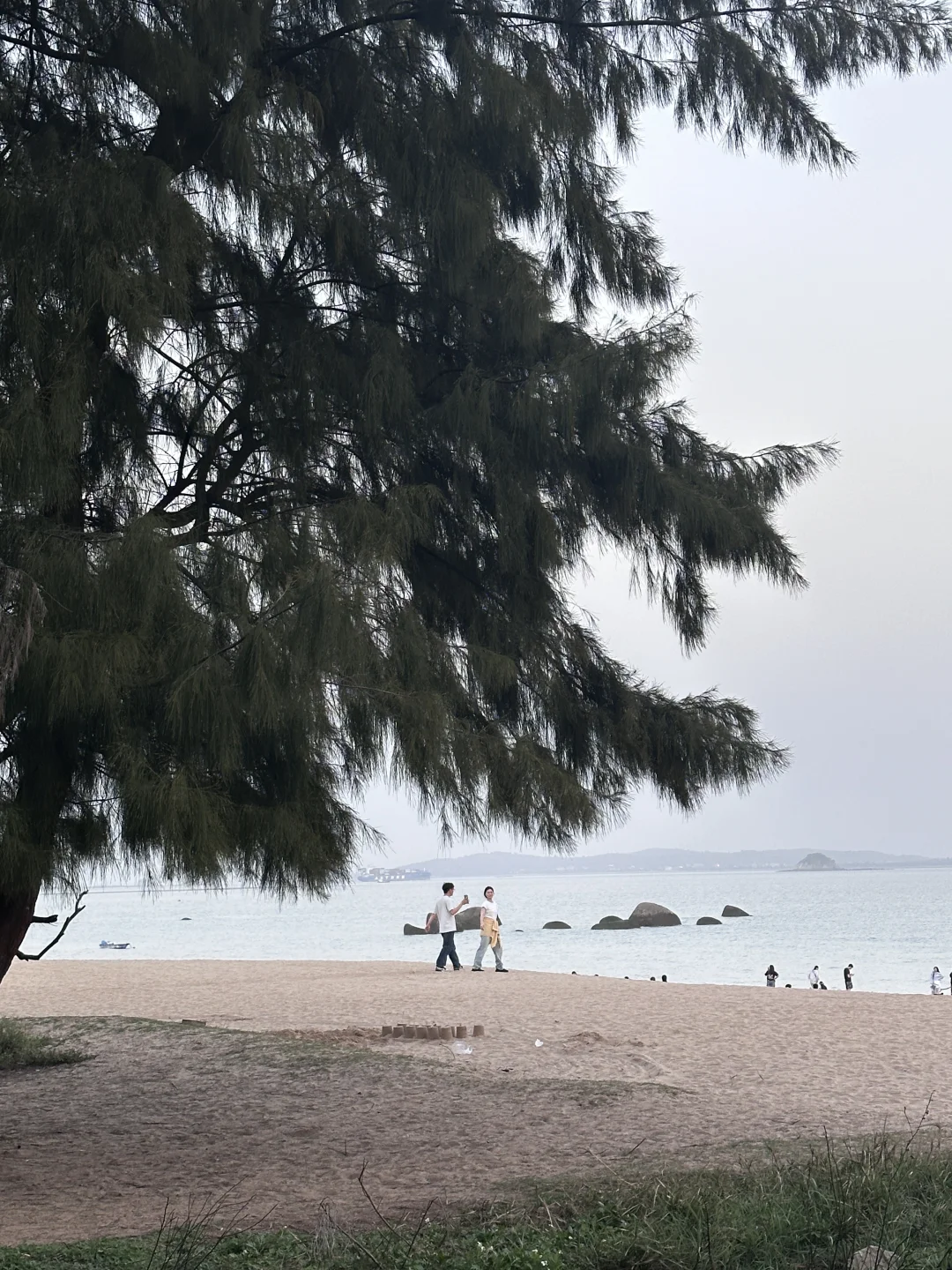 阴天☁️的海边也很治愈