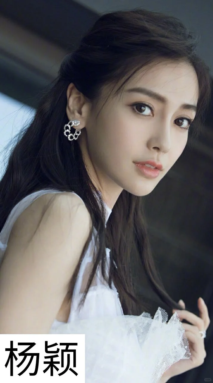 女明星火辣身材❗️❗️❗️你喜欢哪一位