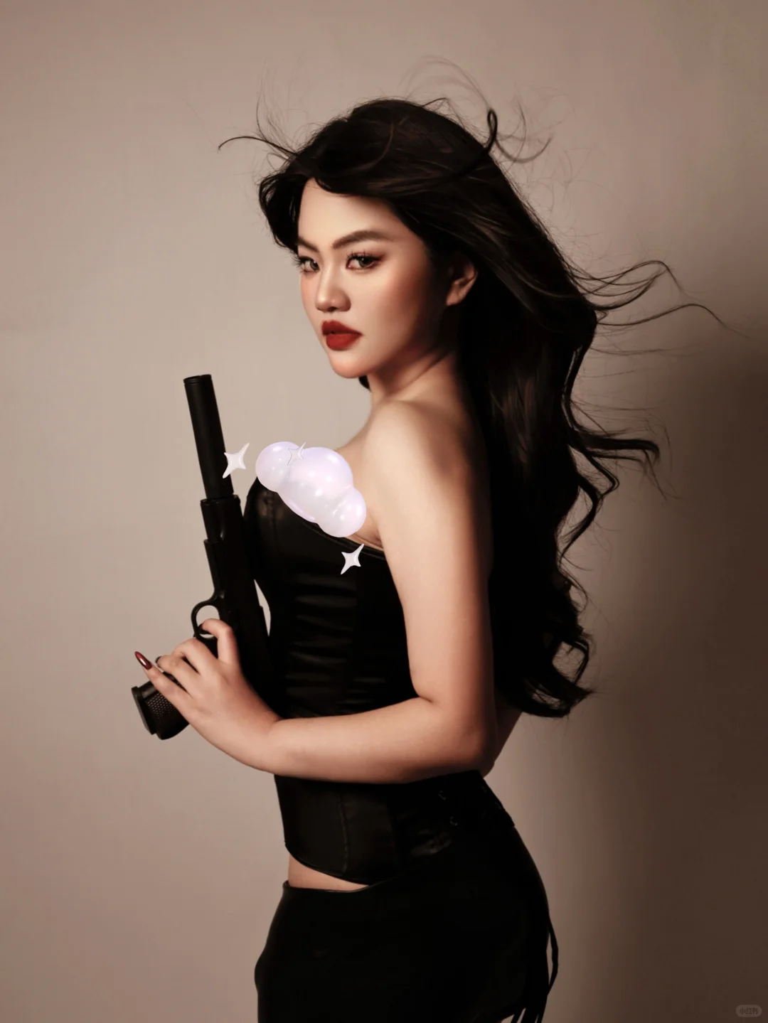 邦女郎写真｜性张力和大女主可以同时存在