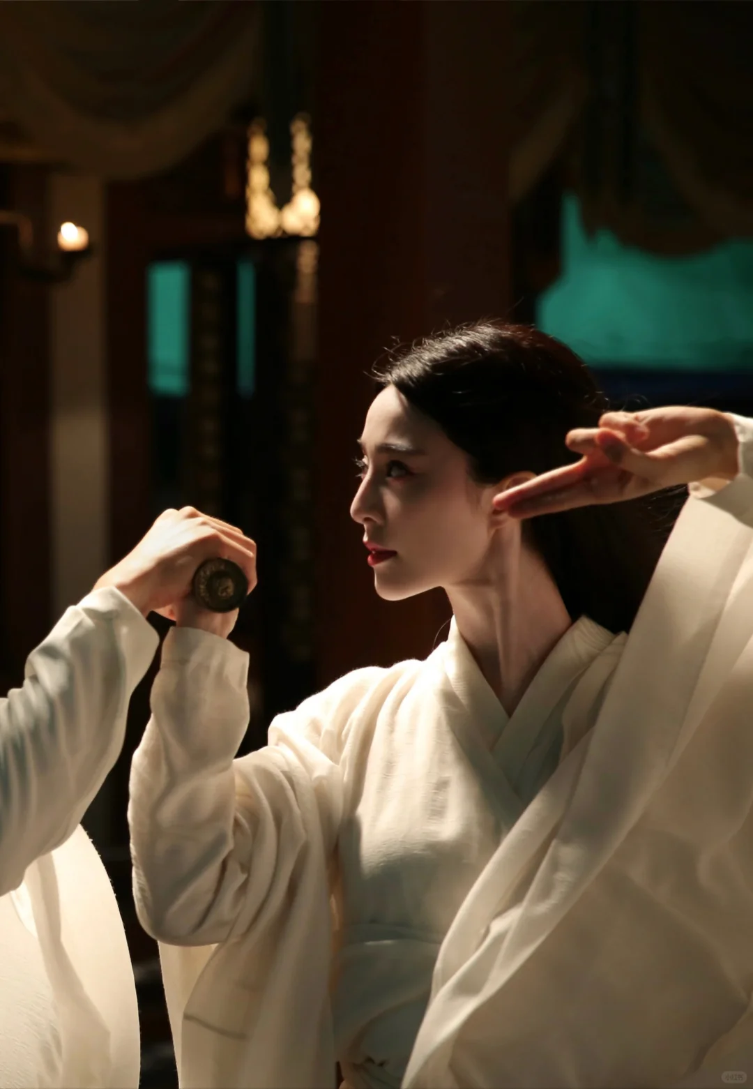 就算是古早无营养玛丽苏冲这张脸我也好想看