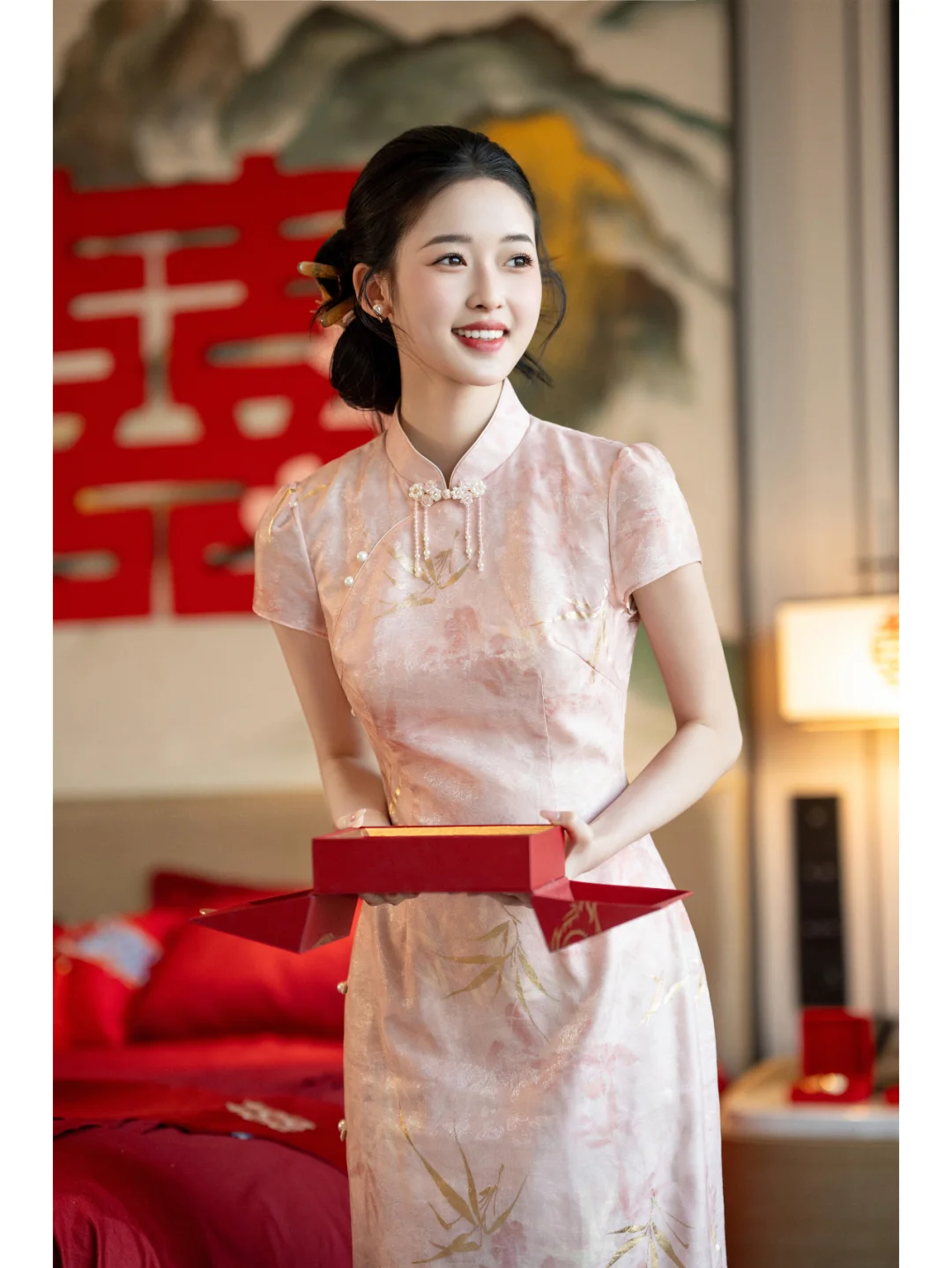 订婚这么穿真的太出片啦！好漂亮哦！！