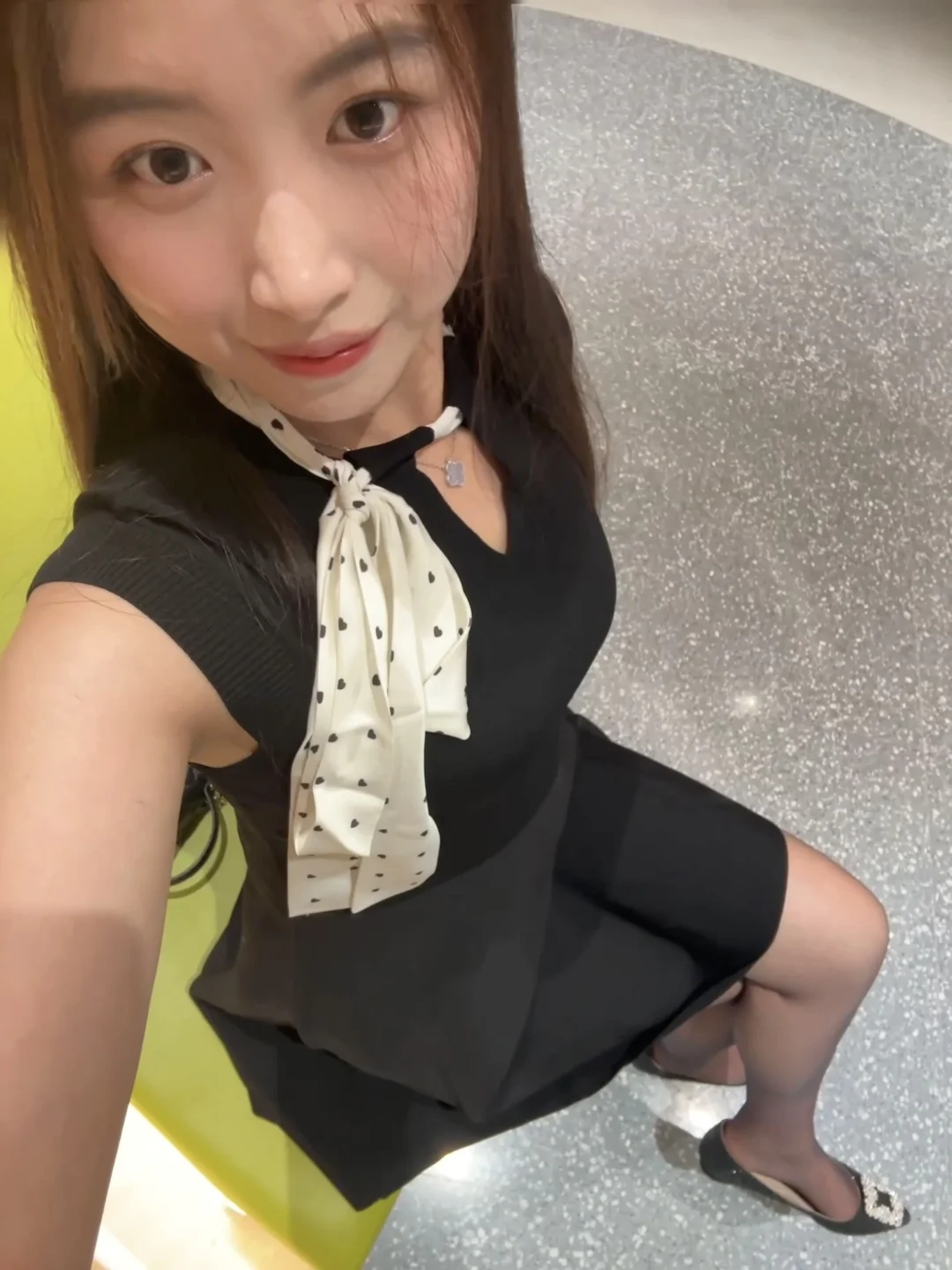 挑战职场丝袜穿搭第13天
