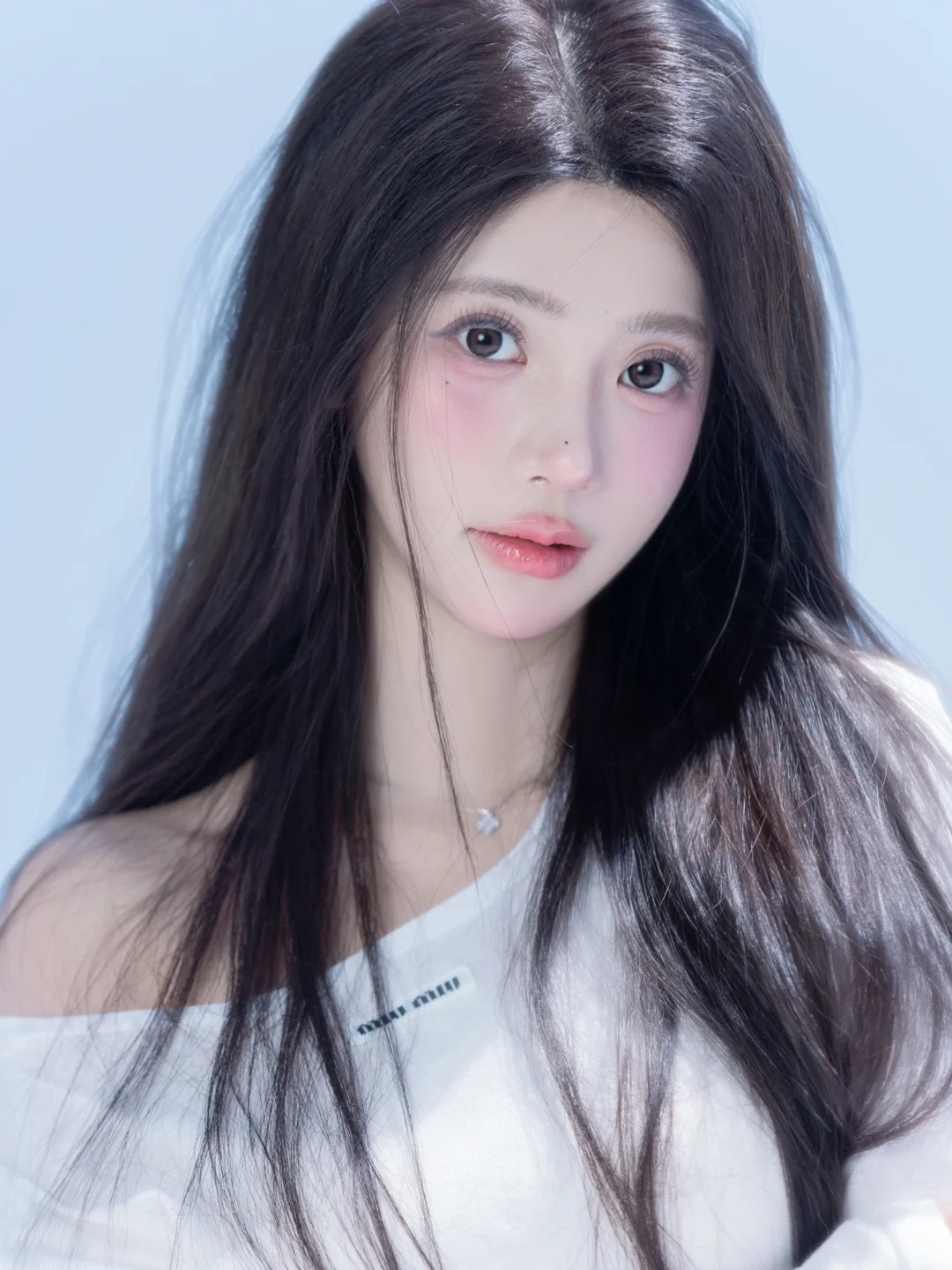 巧了你也穿了白色入镜 初恋感白色系写真