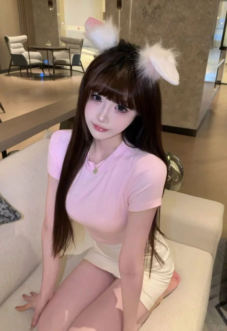 新人模特 可甜可盐 会互动