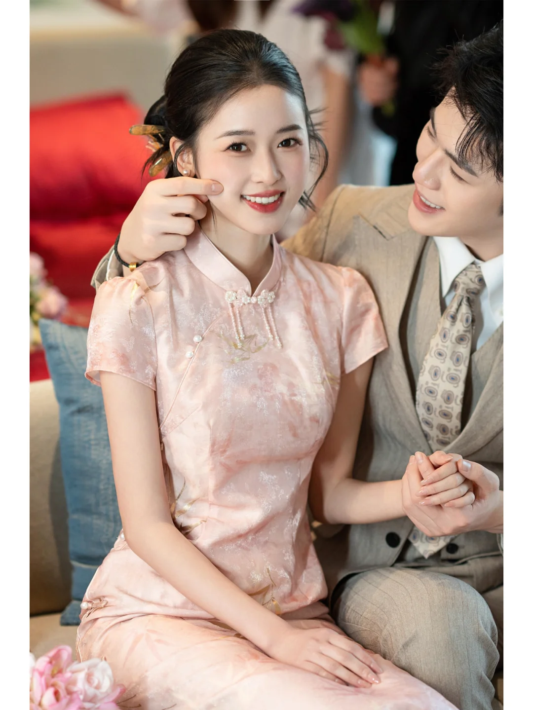 订婚这么穿真的太出片啦！好漂亮哦！！