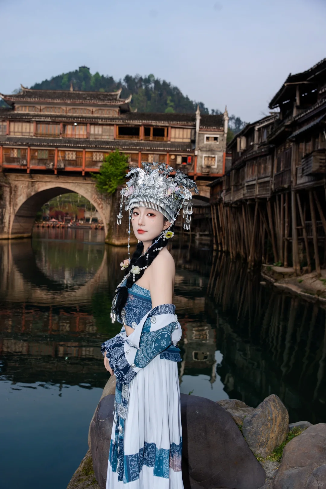 她的民族风情民族服饰打卡