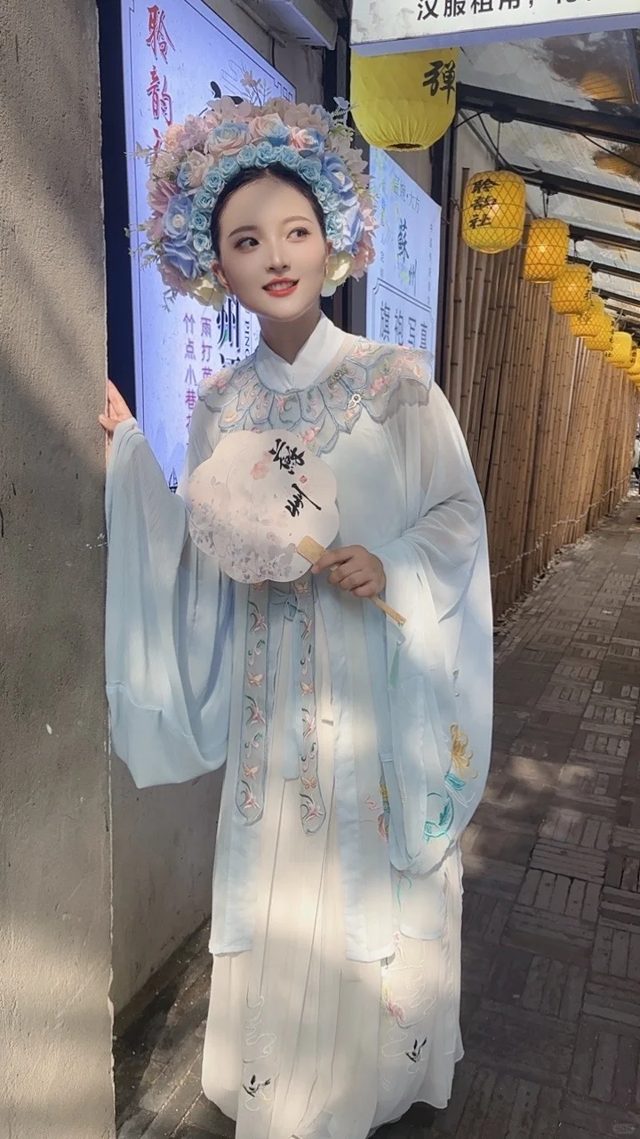 一念簪花，一世无忧，今生戴花，世世漂亮