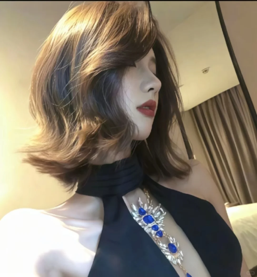 新人模特，性格好 蹲摄影师 可互动