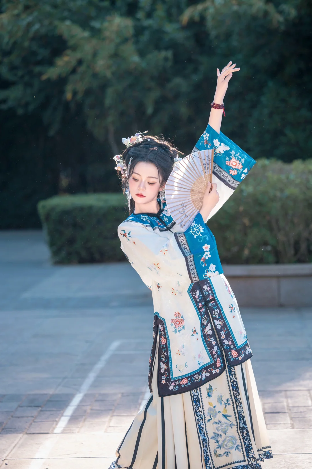 清汉女｜自由永不落俗