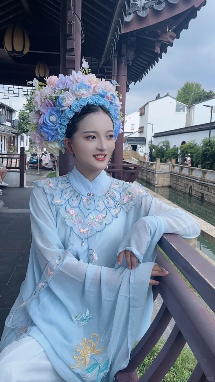 一念簪花，一世无忧，今生戴花，世世漂亮
