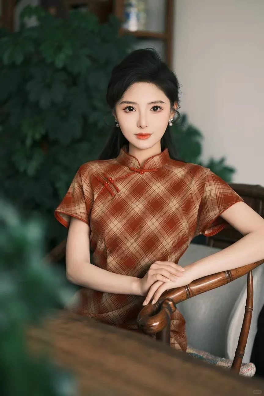 清秋月色，穿旗袍的古典美人！～存档