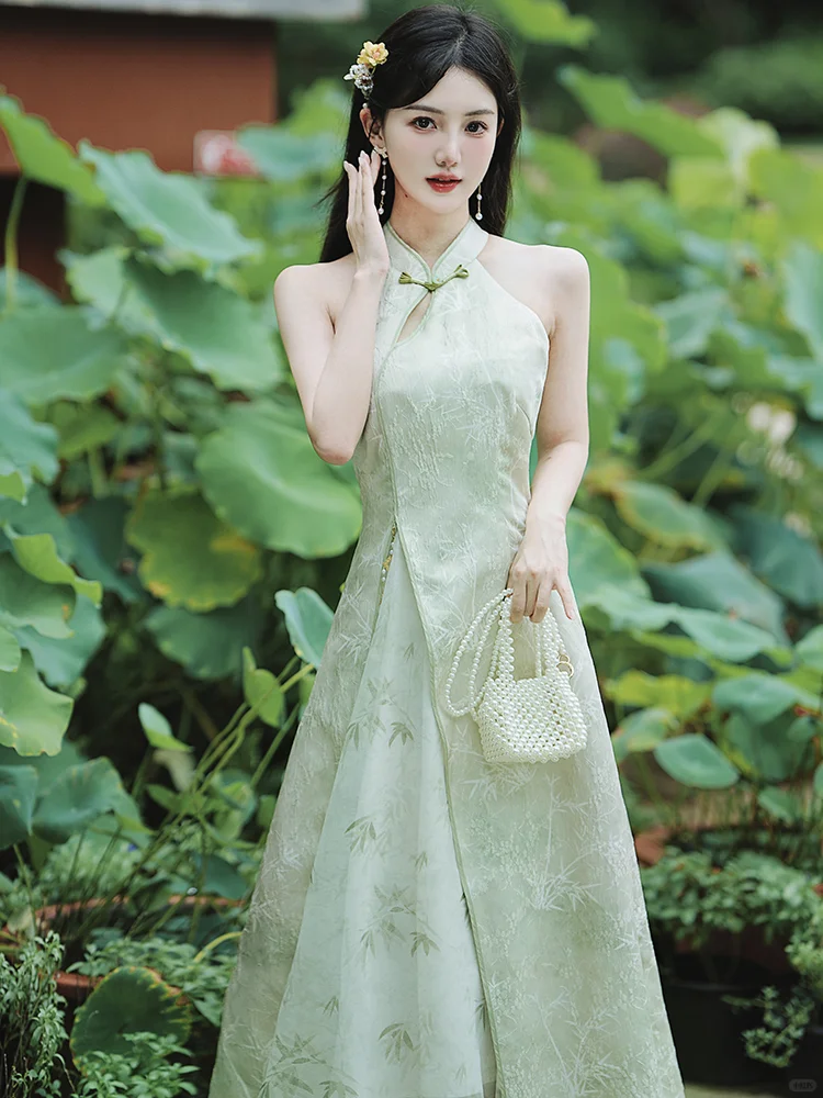 温柔少女风，新中式挂脖旗袍