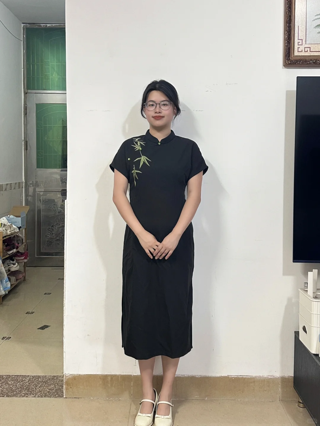 苹果型女孩五一准备去玩，哪件旗袍适合我啊？