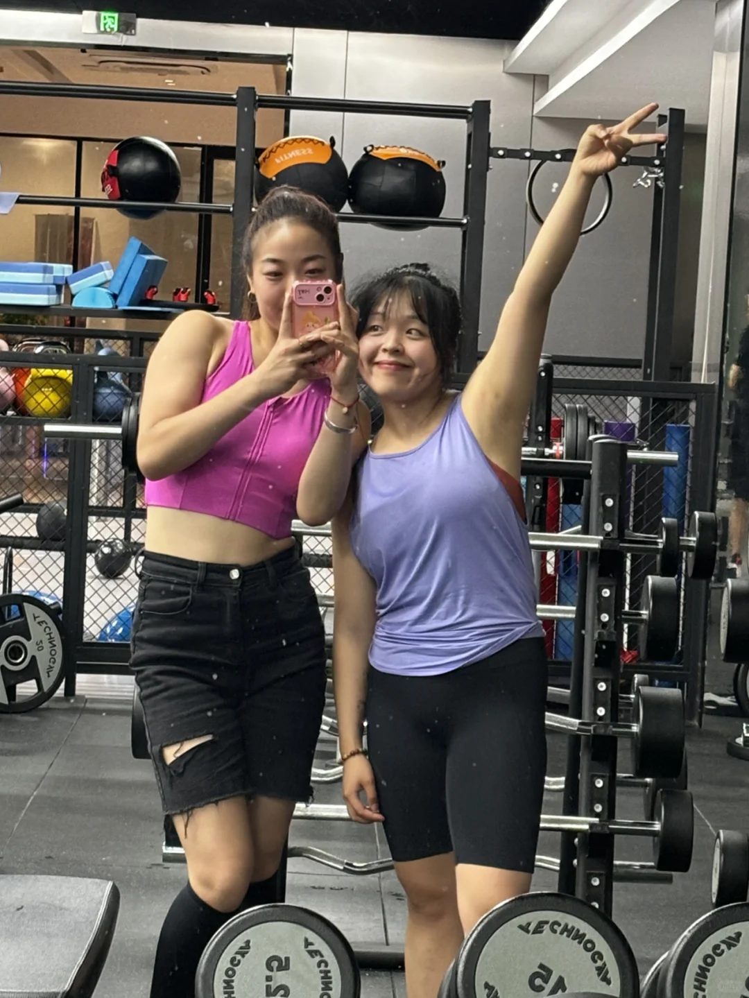 女生新手健身房如何健身